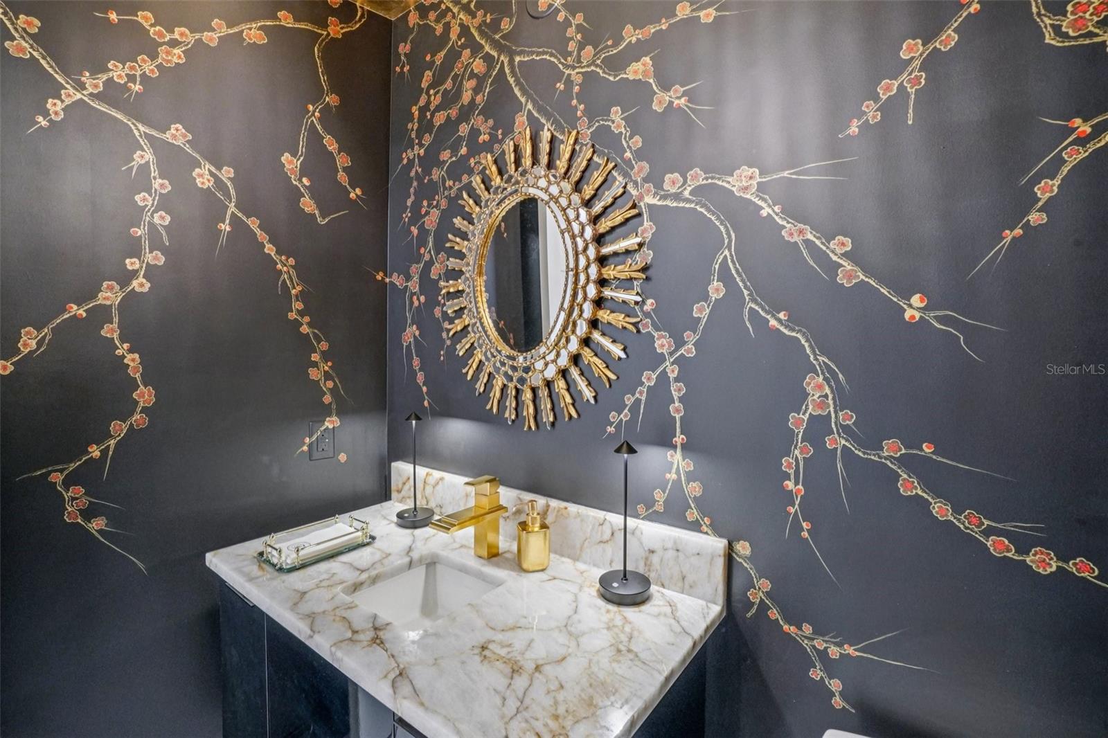 3401 BAYSHORE BLVD #1704