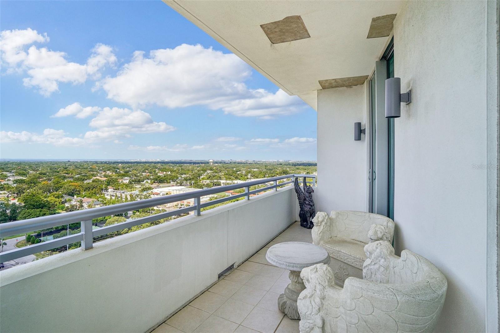 3401 BAYSHORE BLVD #1704