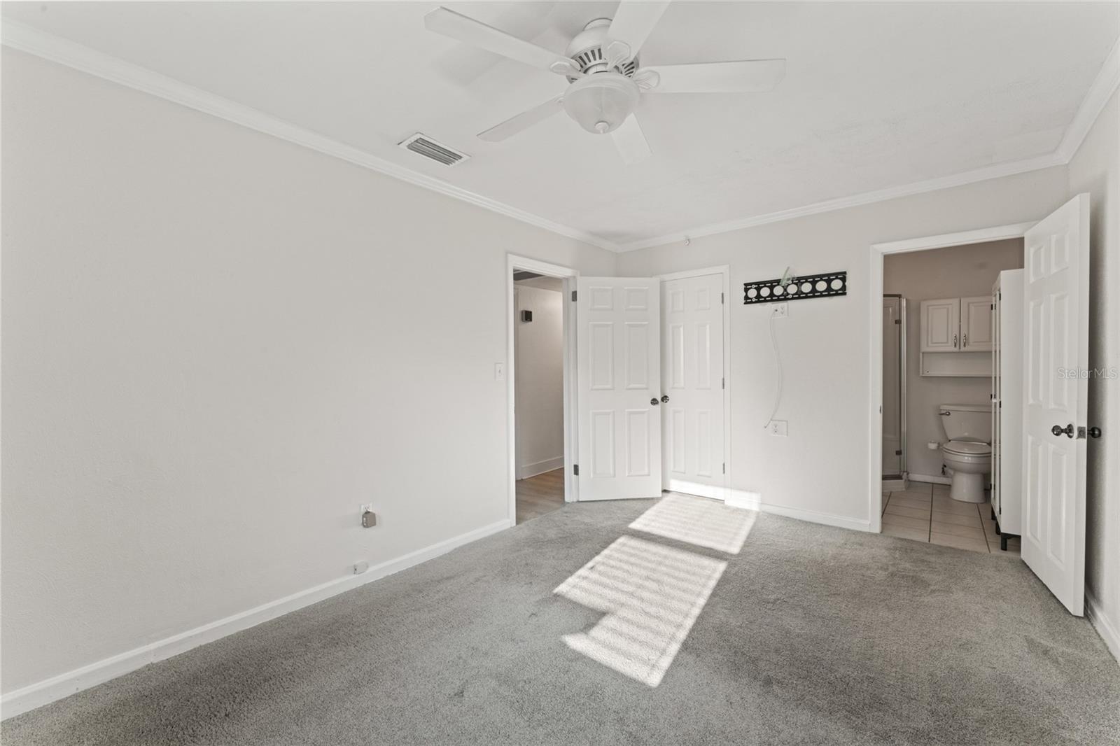 4011 W EL PRADO BLVD