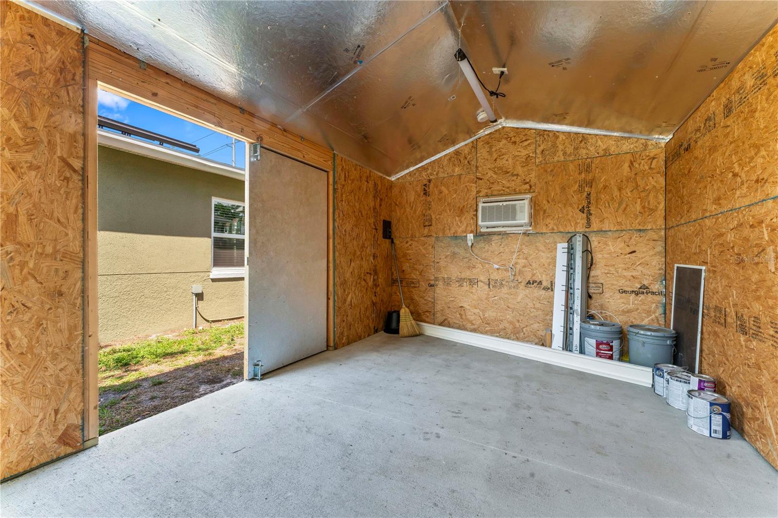 4011 W EL PRADO BLVD