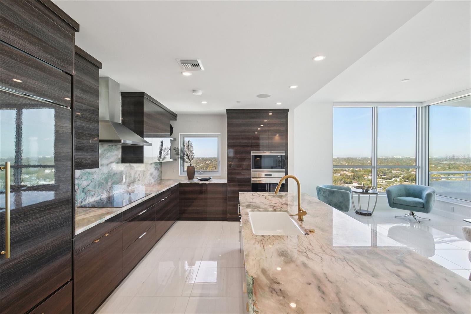 3401 BAYSHORE BLVD #1704