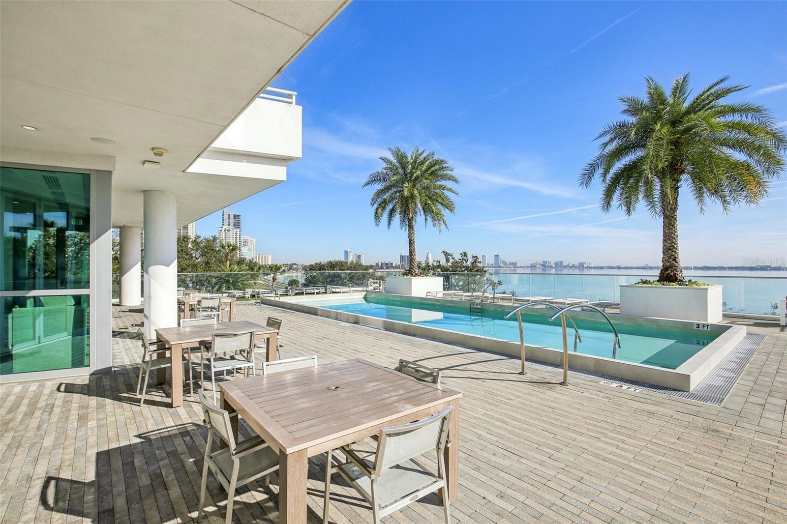 3401 BAYSHORE BLVD #1704