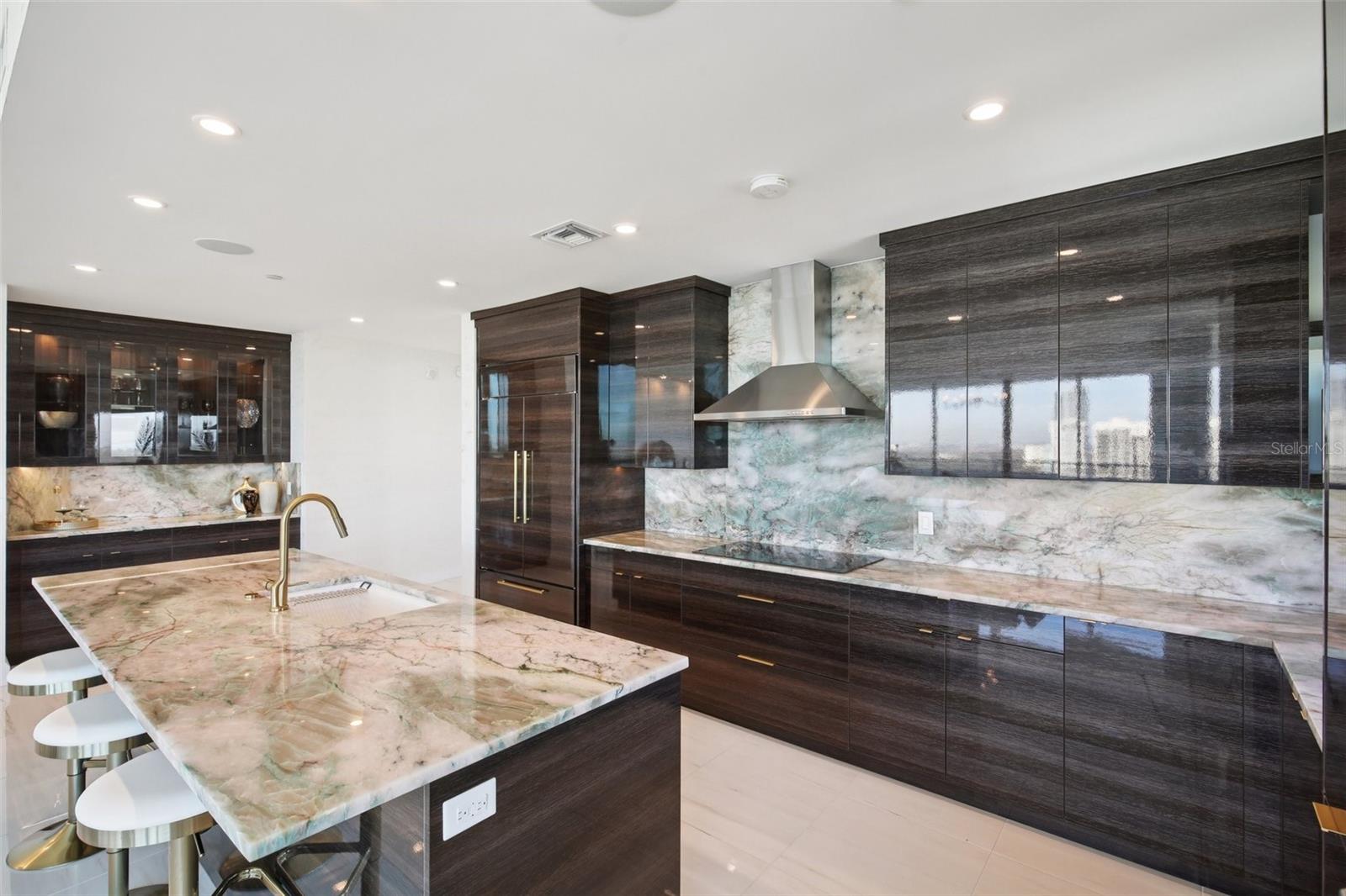 3401 BAYSHORE BLVD #1704