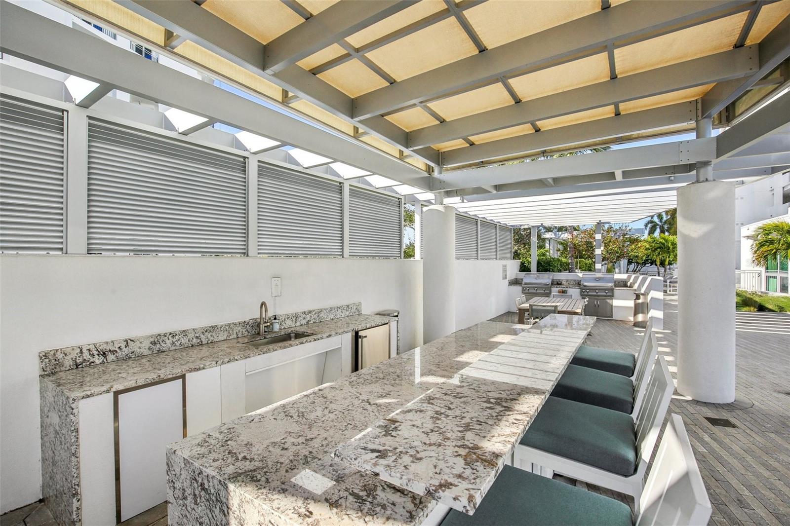 3401 BAYSHORE BLVD #1704