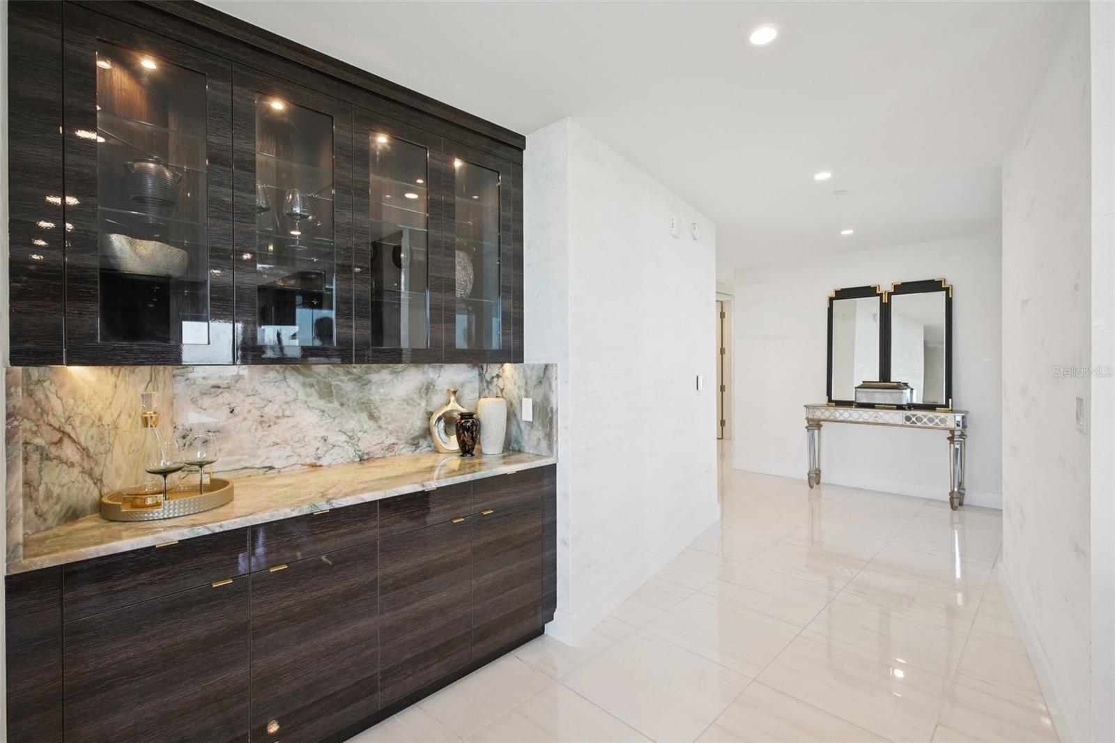 3401 BAYSHORE BLVD #1704