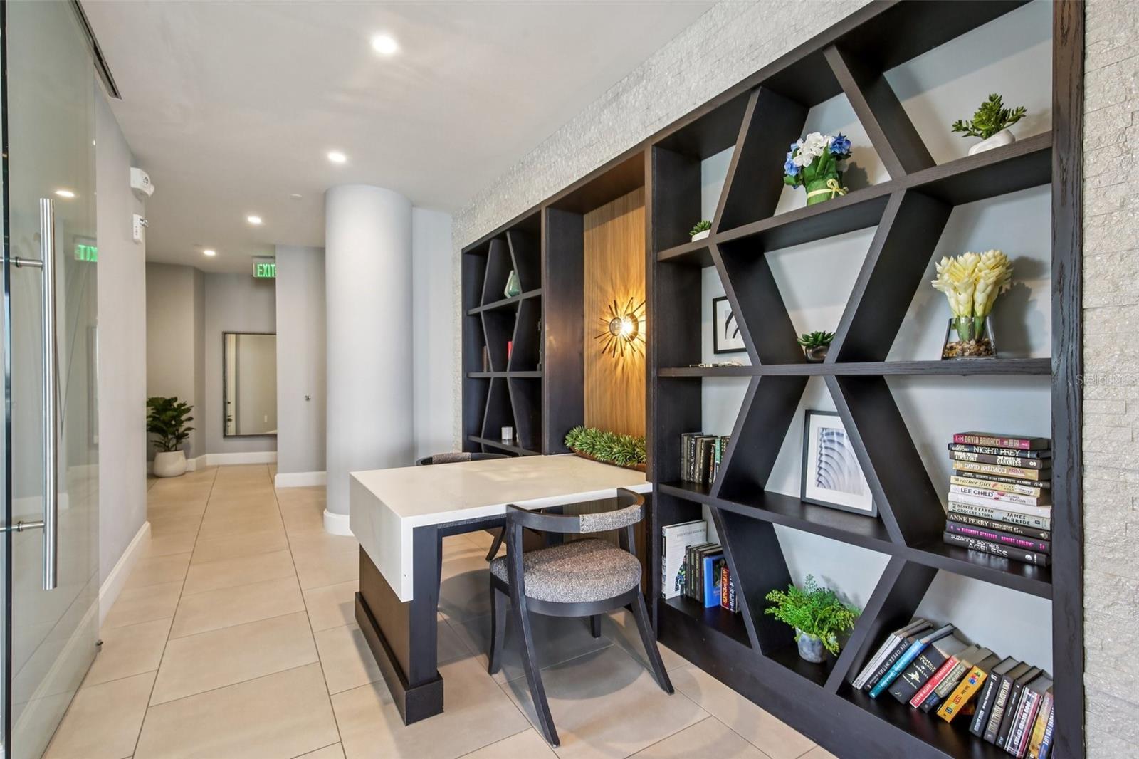 3401 BAYSHORE BLVD #1704