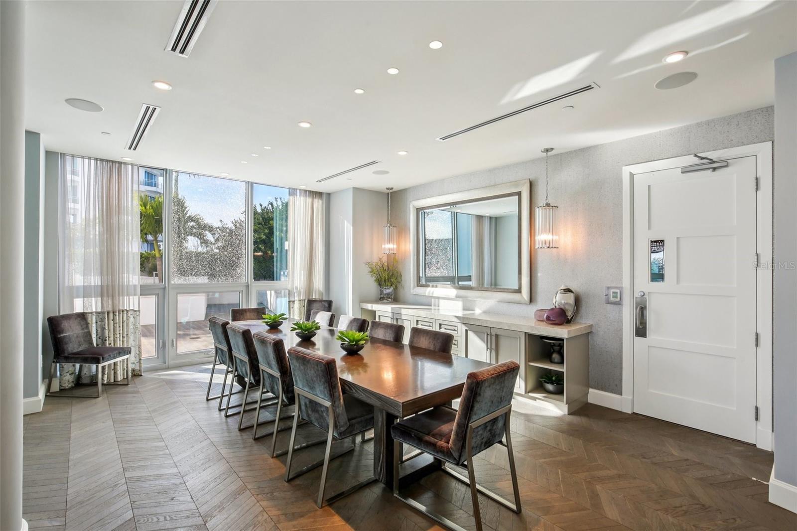 3401 BAYSHORE BLVD #1704