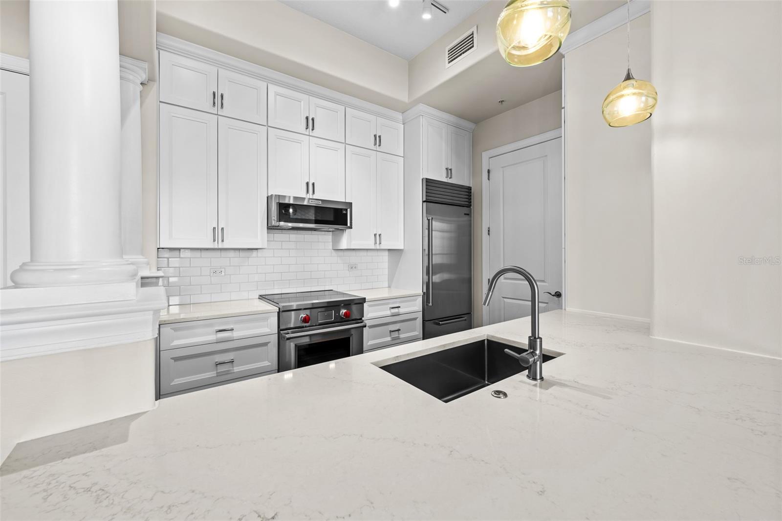 275 BAYSHORE BLVD #1707