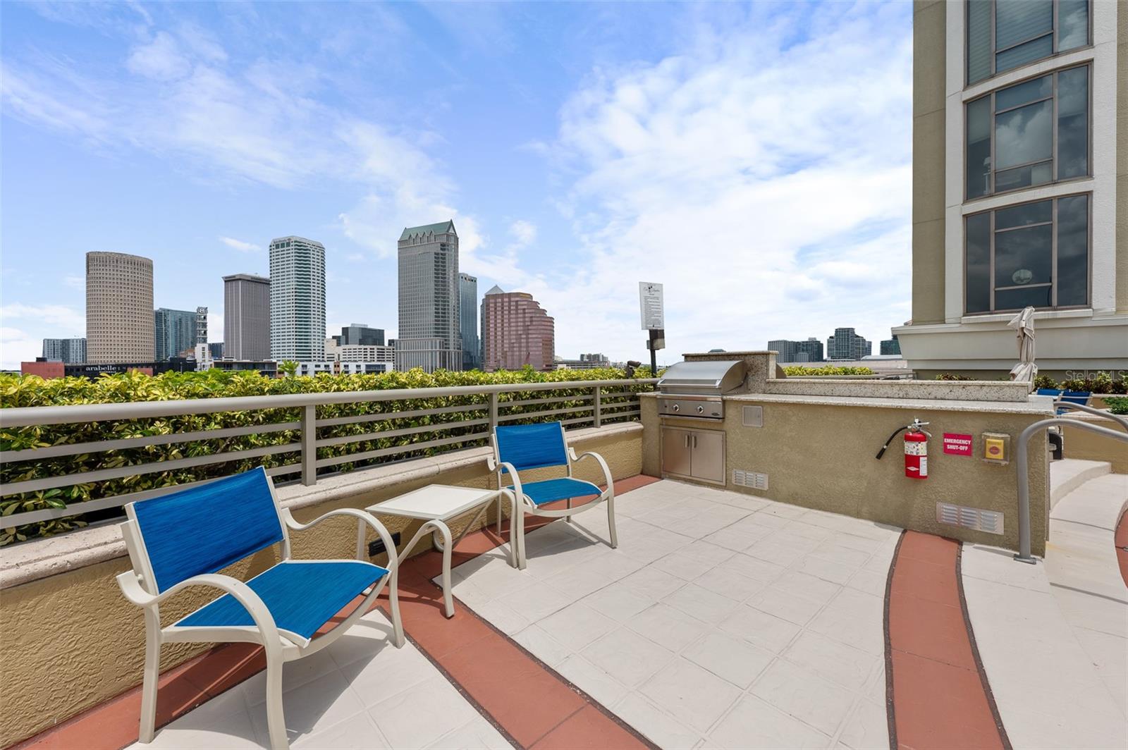 275 BAYSHORE BLVD #1707