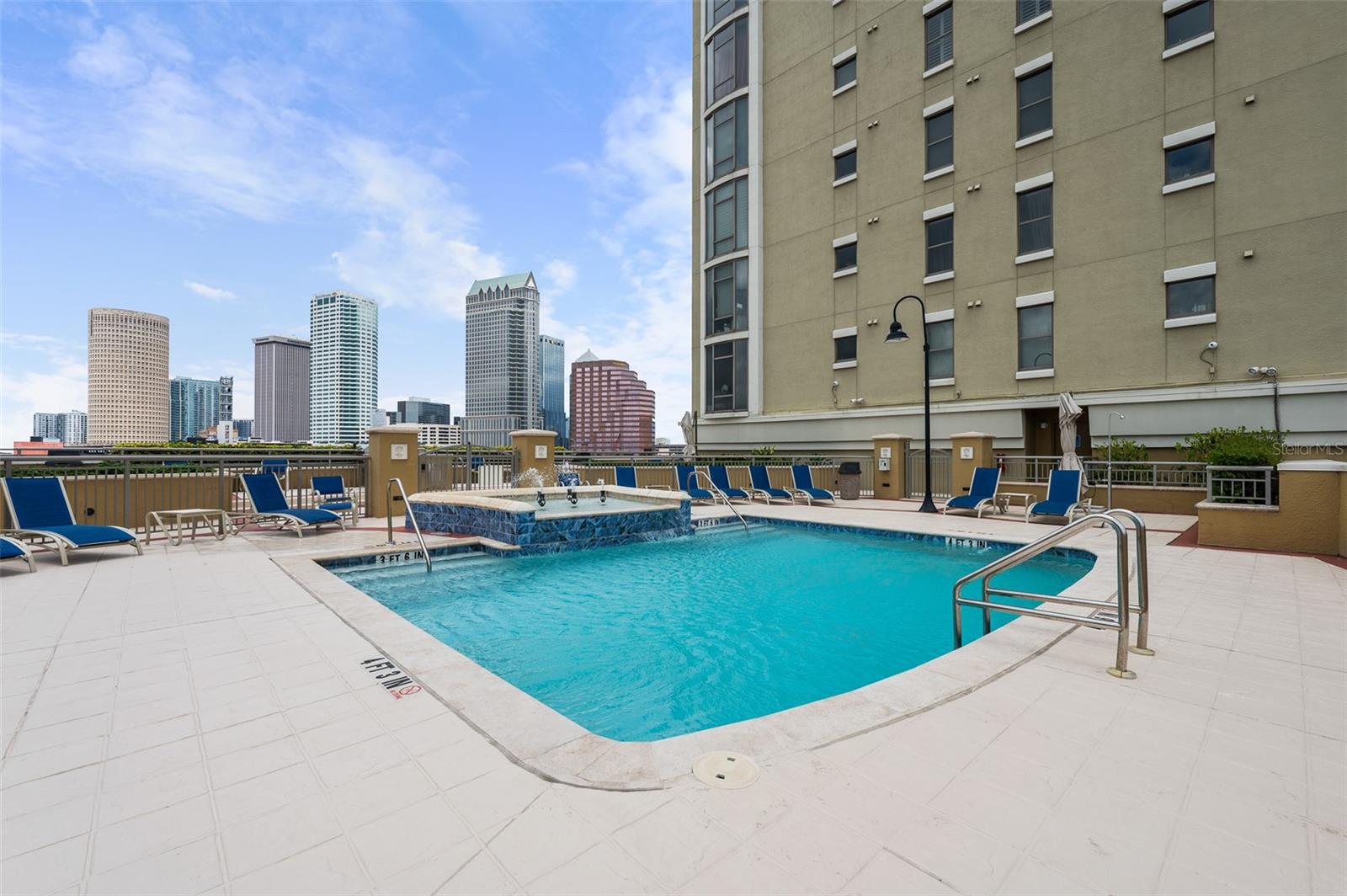 275 BAYSHORE BLVD #1707