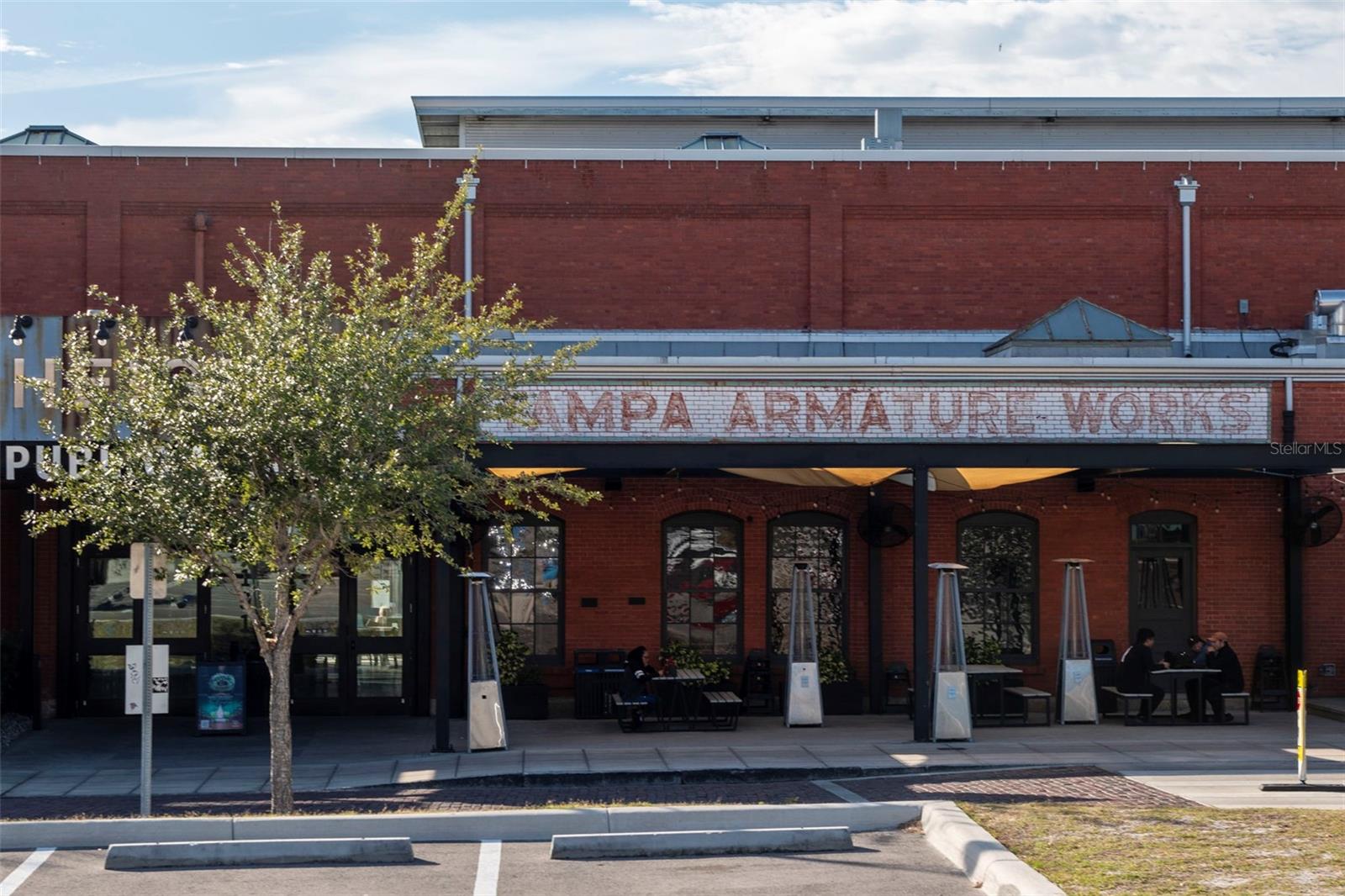 3306 N PERRY AVE