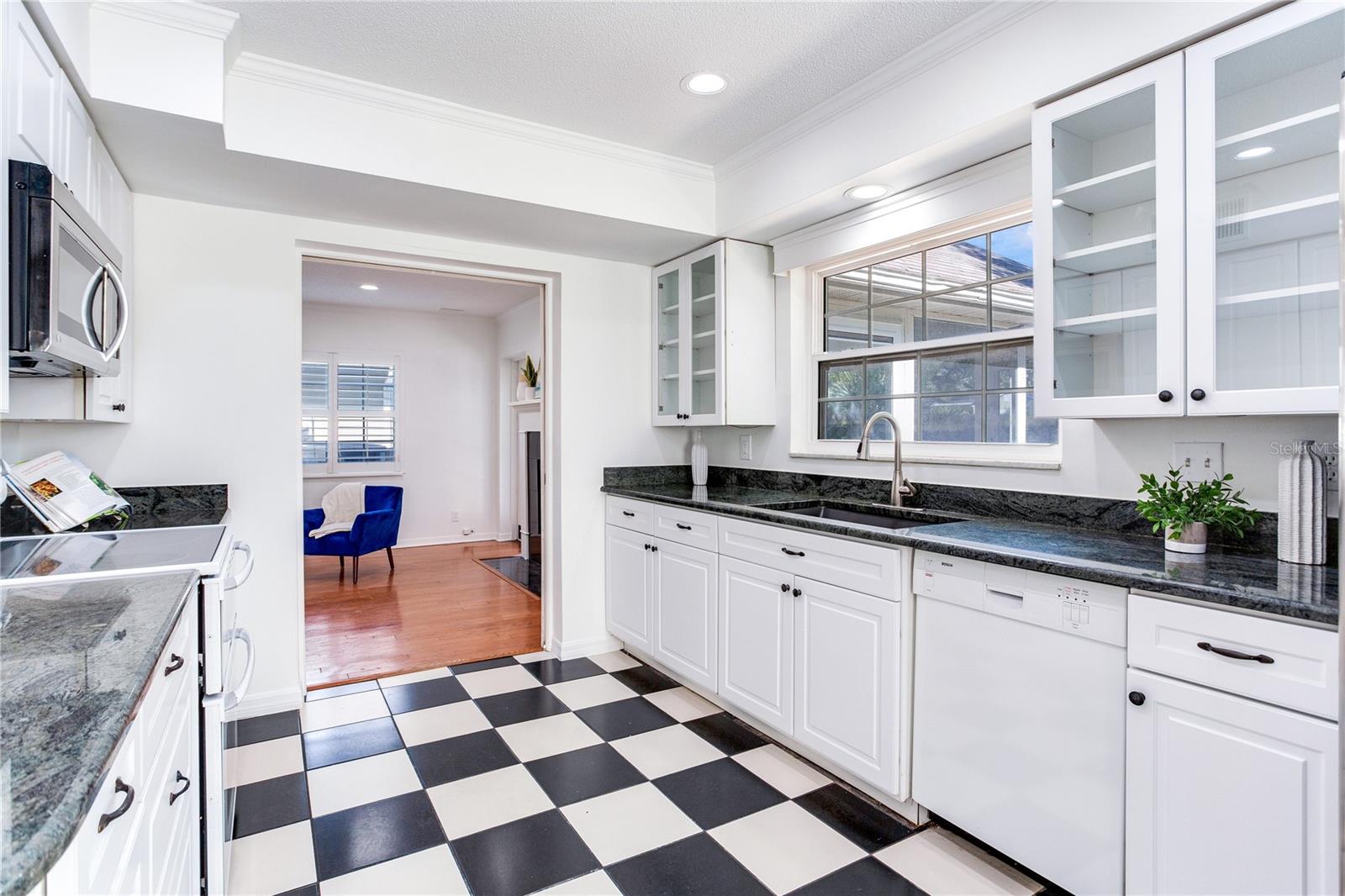 3603 W MORRISON AVE