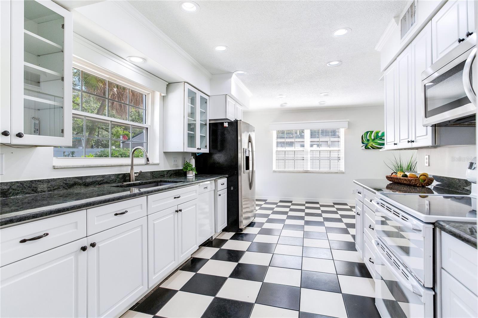 3603 W MORRISON AVE