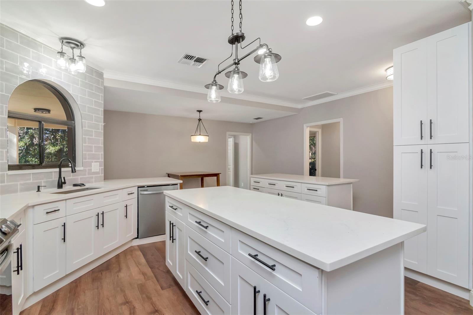 18306 PLEASANT RIDGE PL