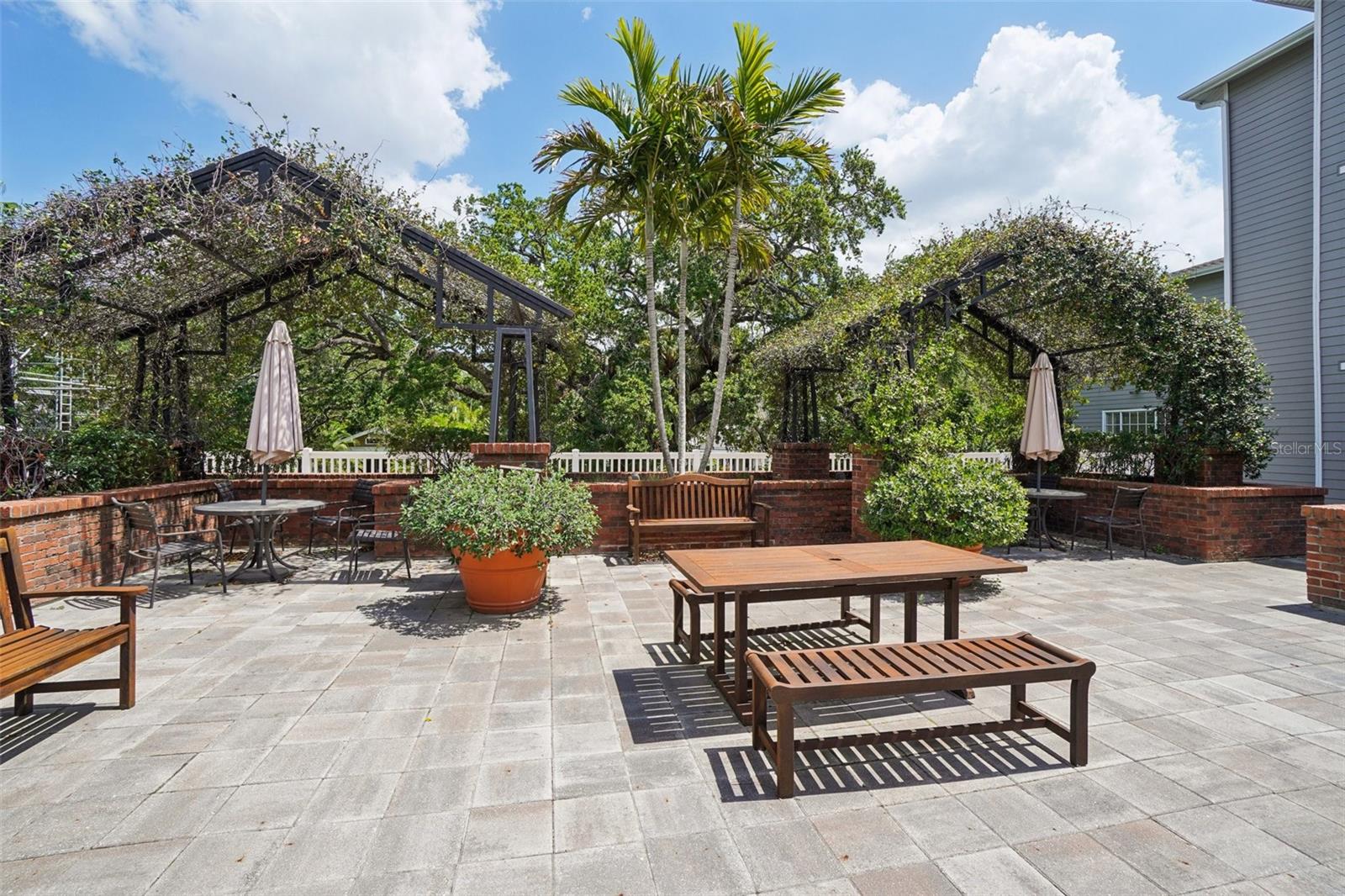 800 S DAKOTA AVE #236