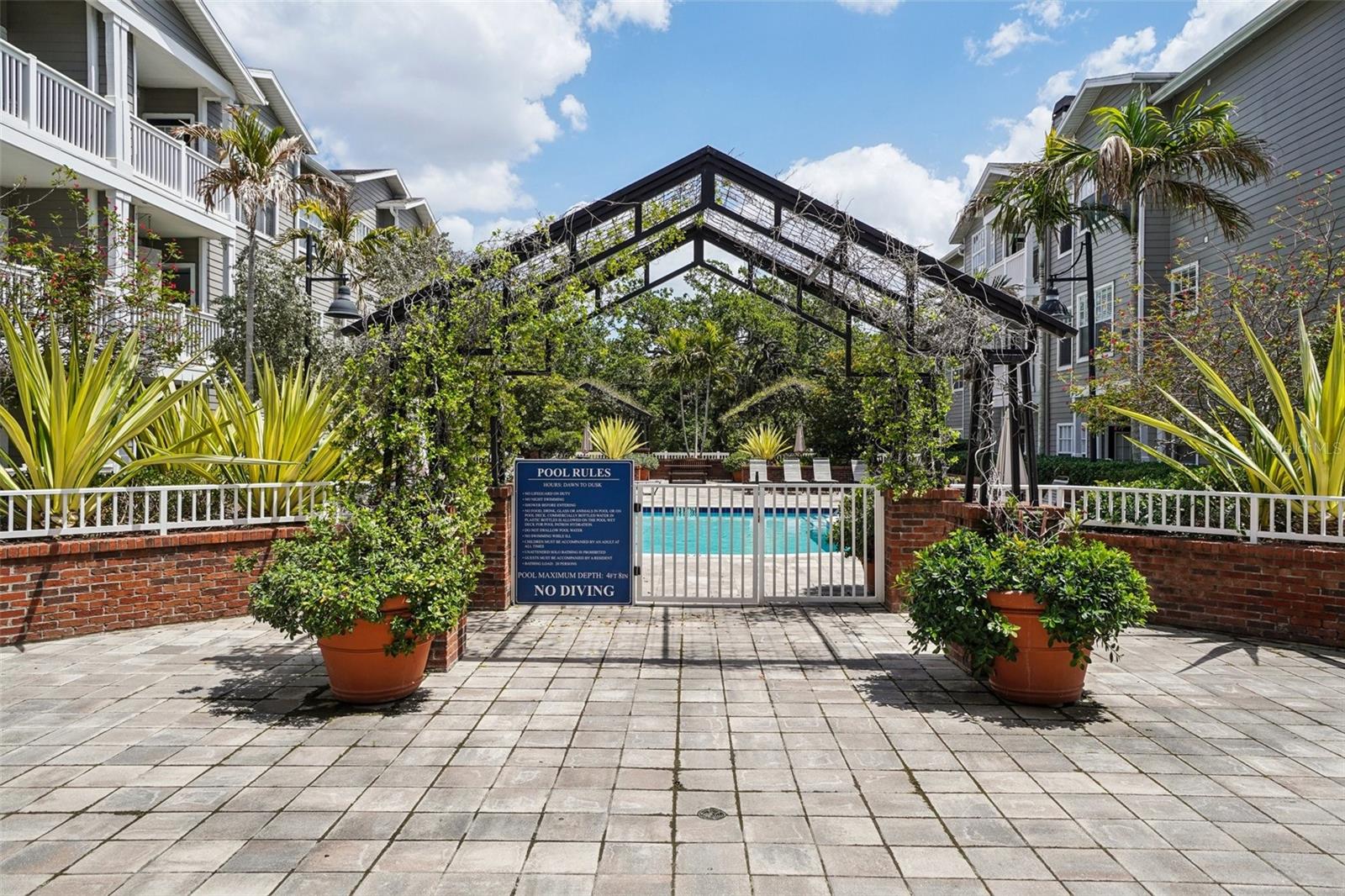 800 S DAKOTA AVE #236