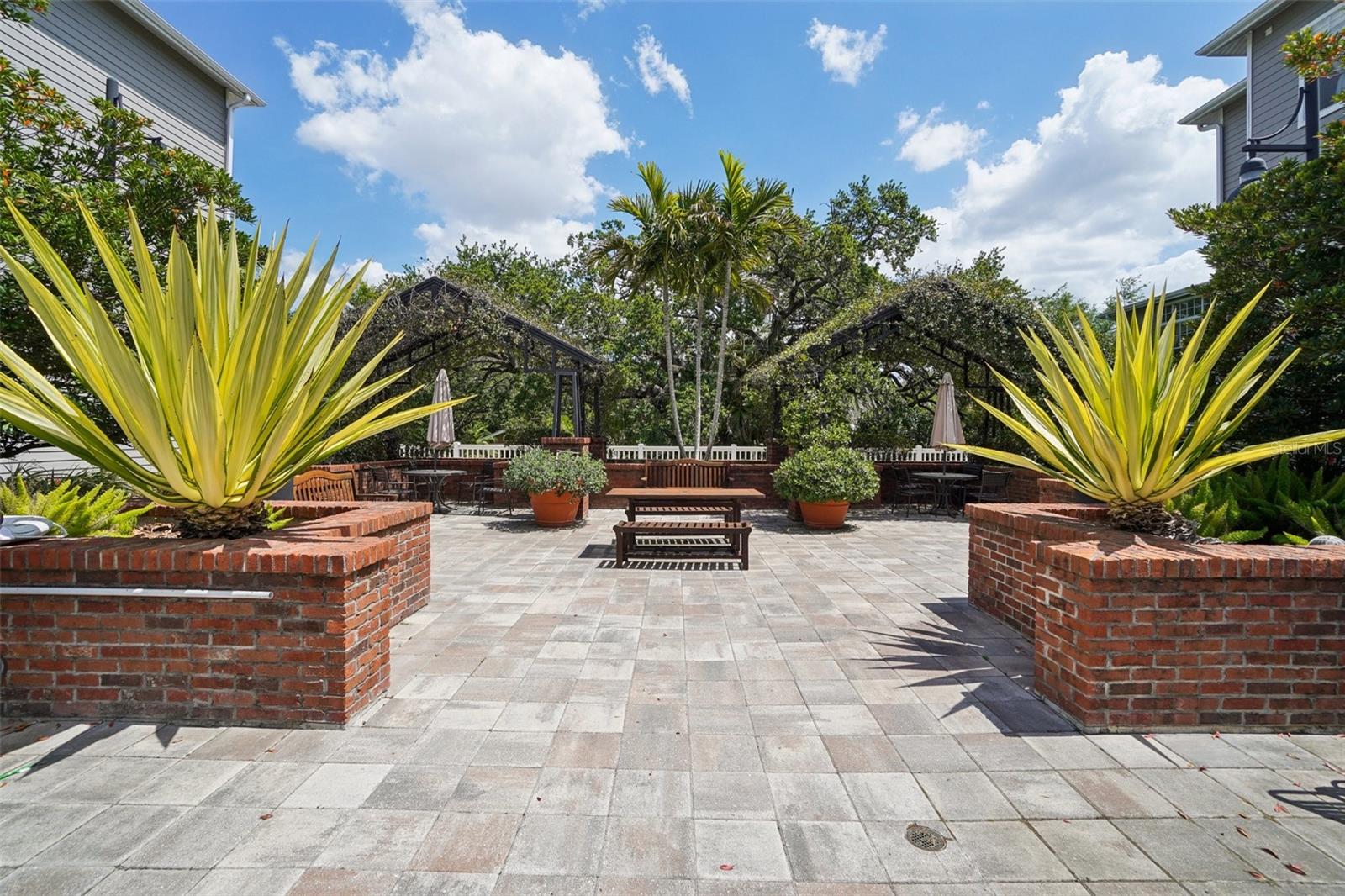 800 S DAKOTA AVE #236