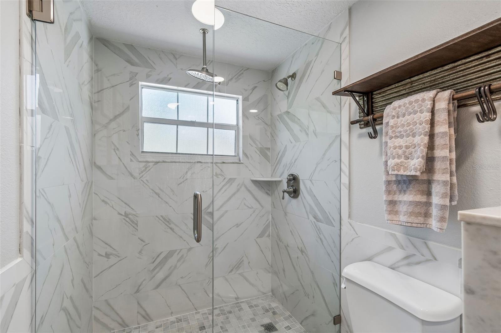 4528 W WOODMERE RD