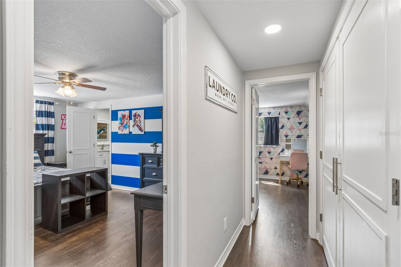 4528 W WOODMERE RD