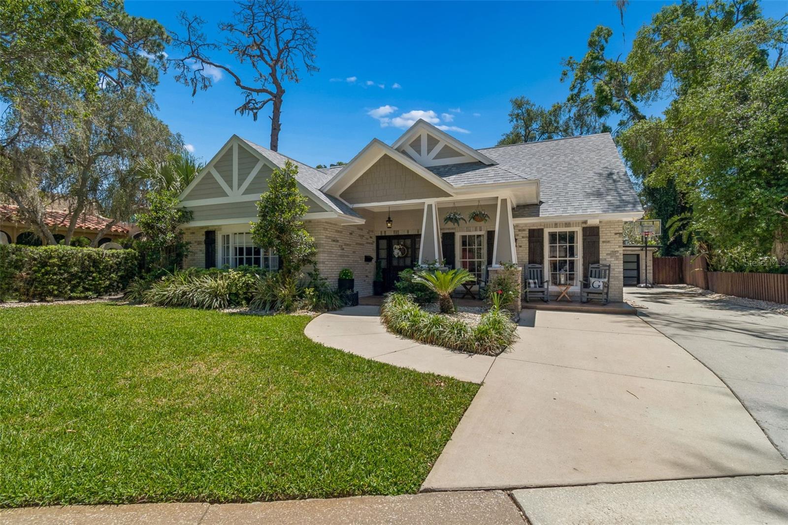4528 W WOODMERE RD