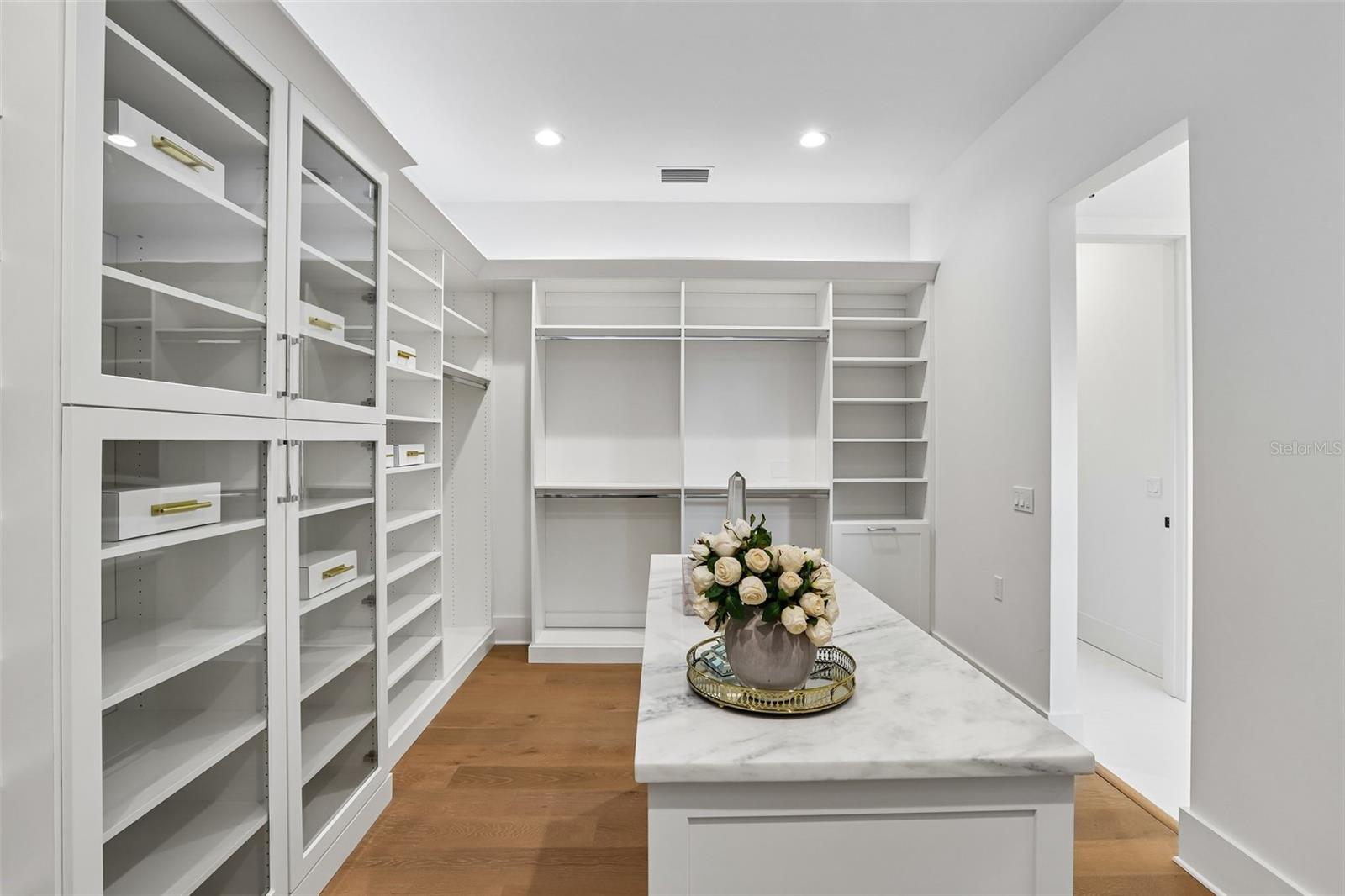 3013 S WEST SHORE BLVD