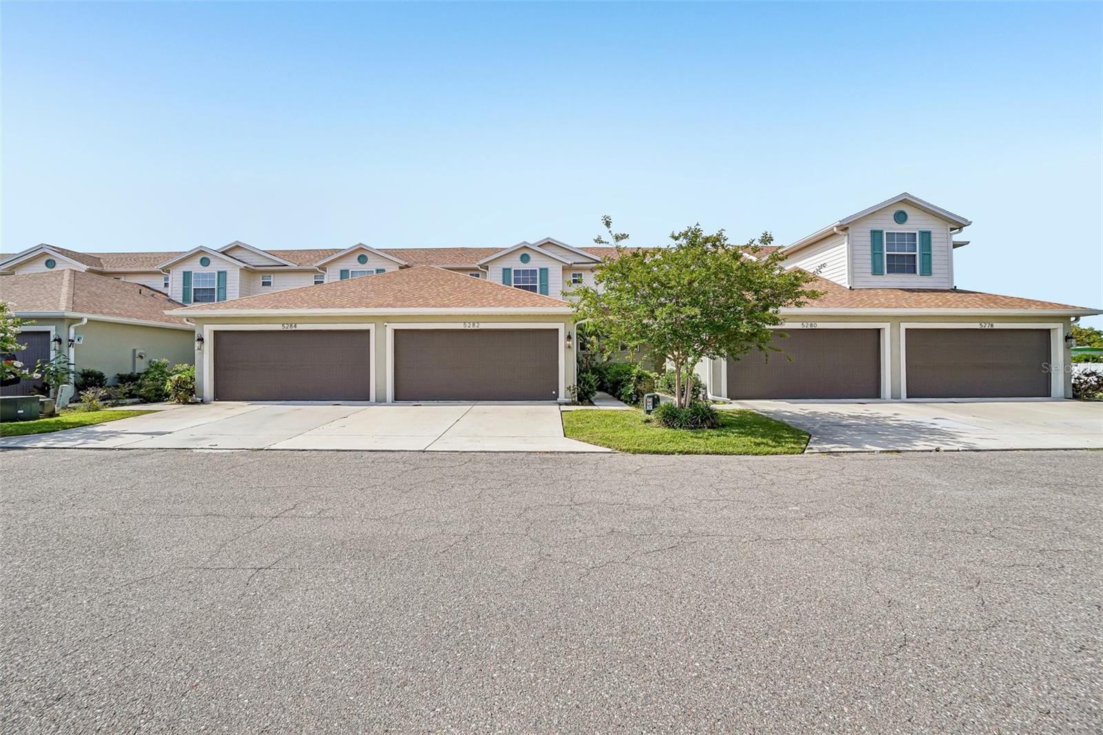 5282 NEIL DR