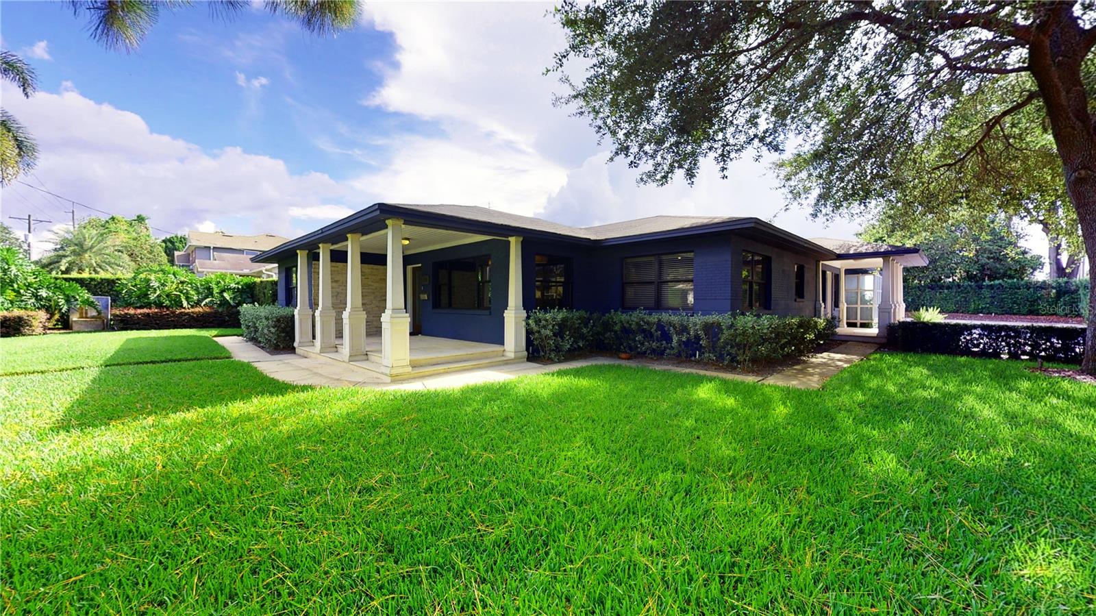 218 S MATANZAS AVE