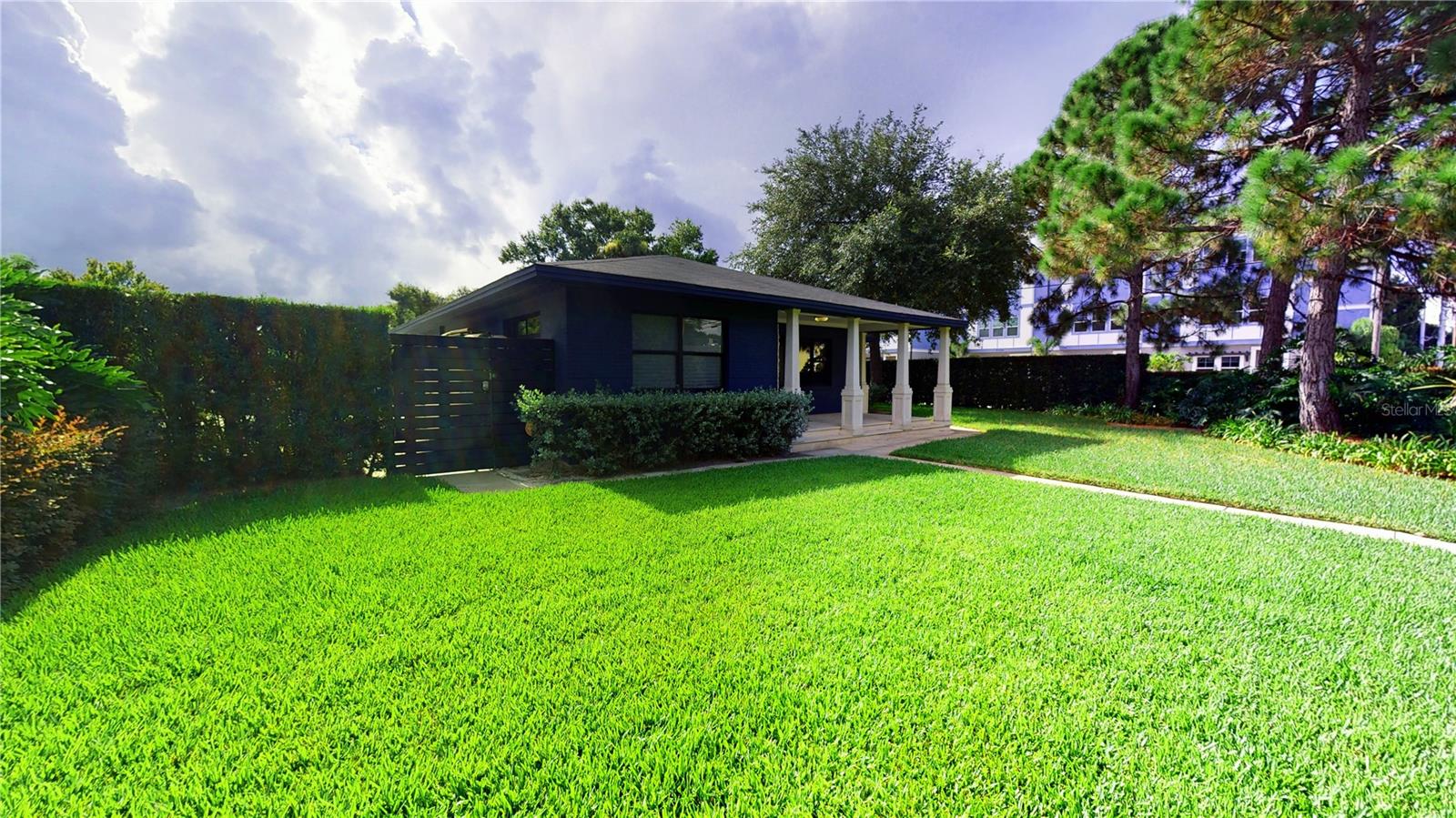 218 S MATANZAS AVE