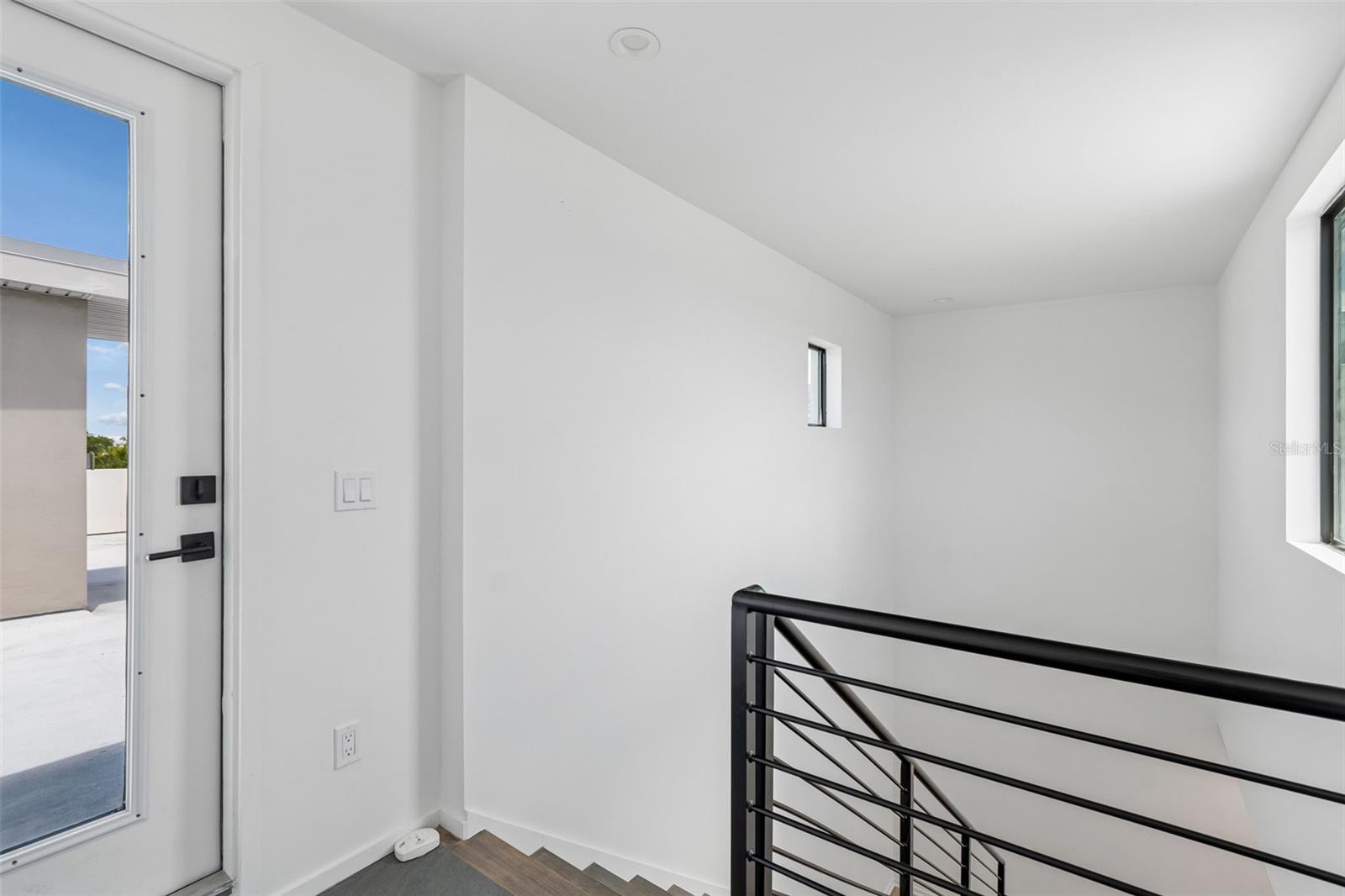 94 W DAVIS BLVD.