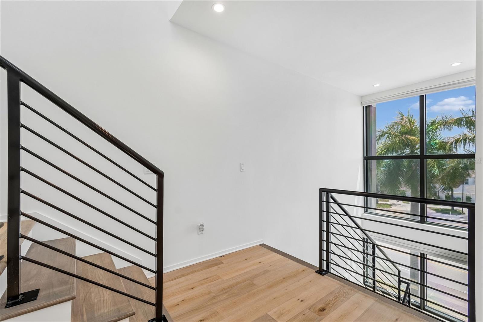 94 W DAVIS BLVD.