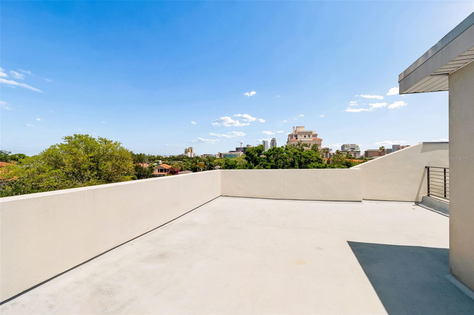 94 W DAVIS BLVD.