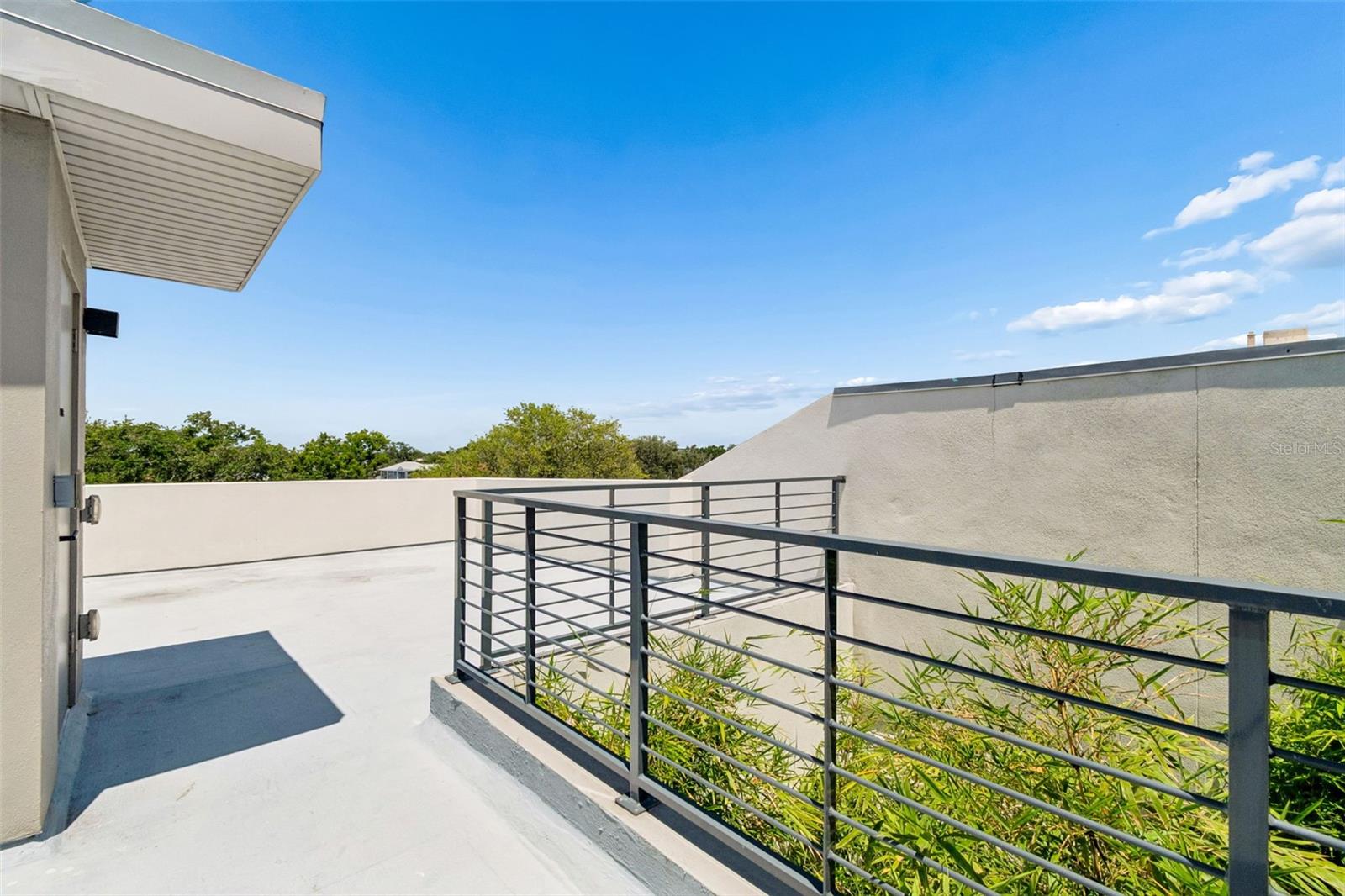 94 W DAVIS BLVD.