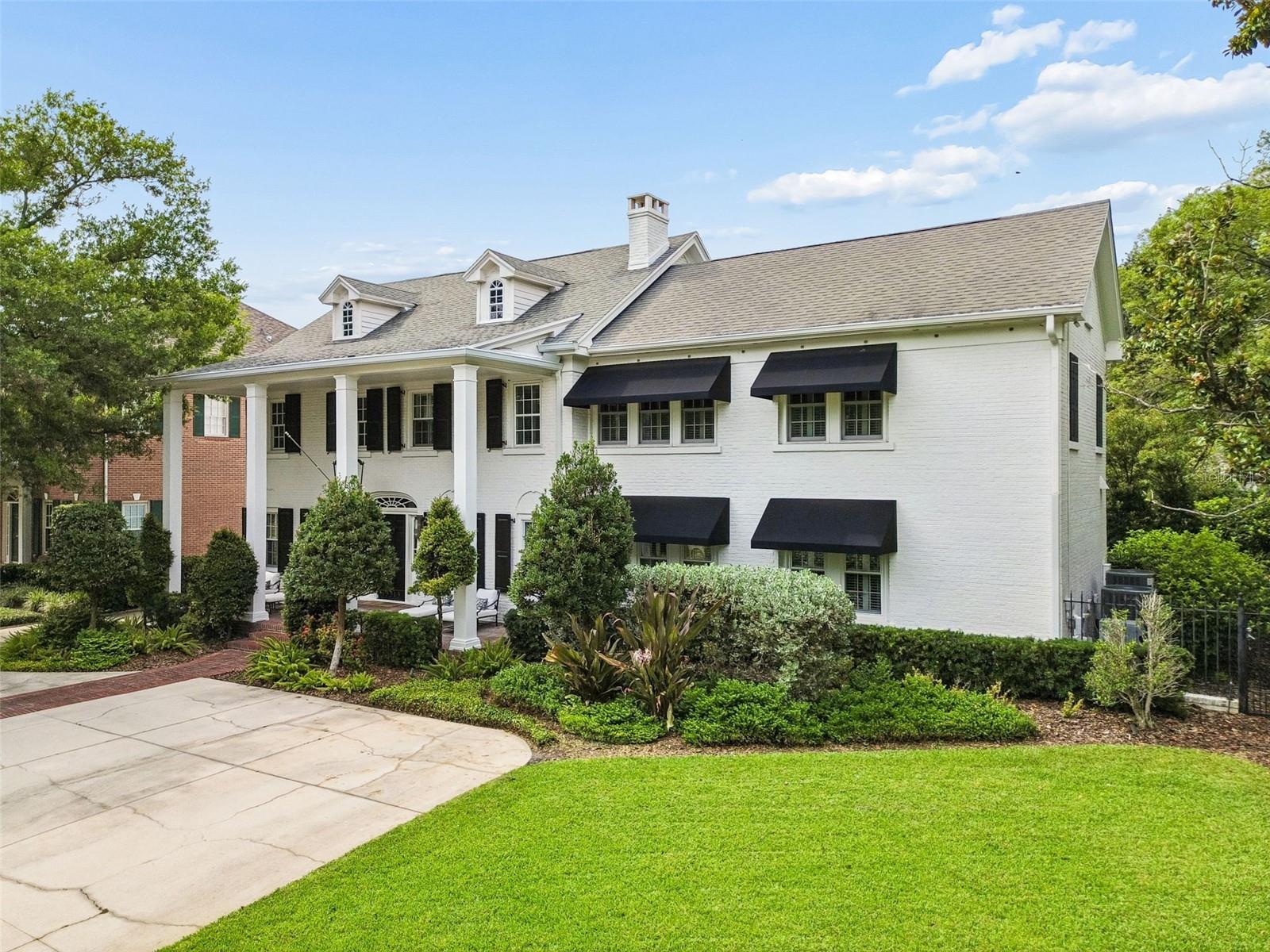 3313 W MULLEN AVE