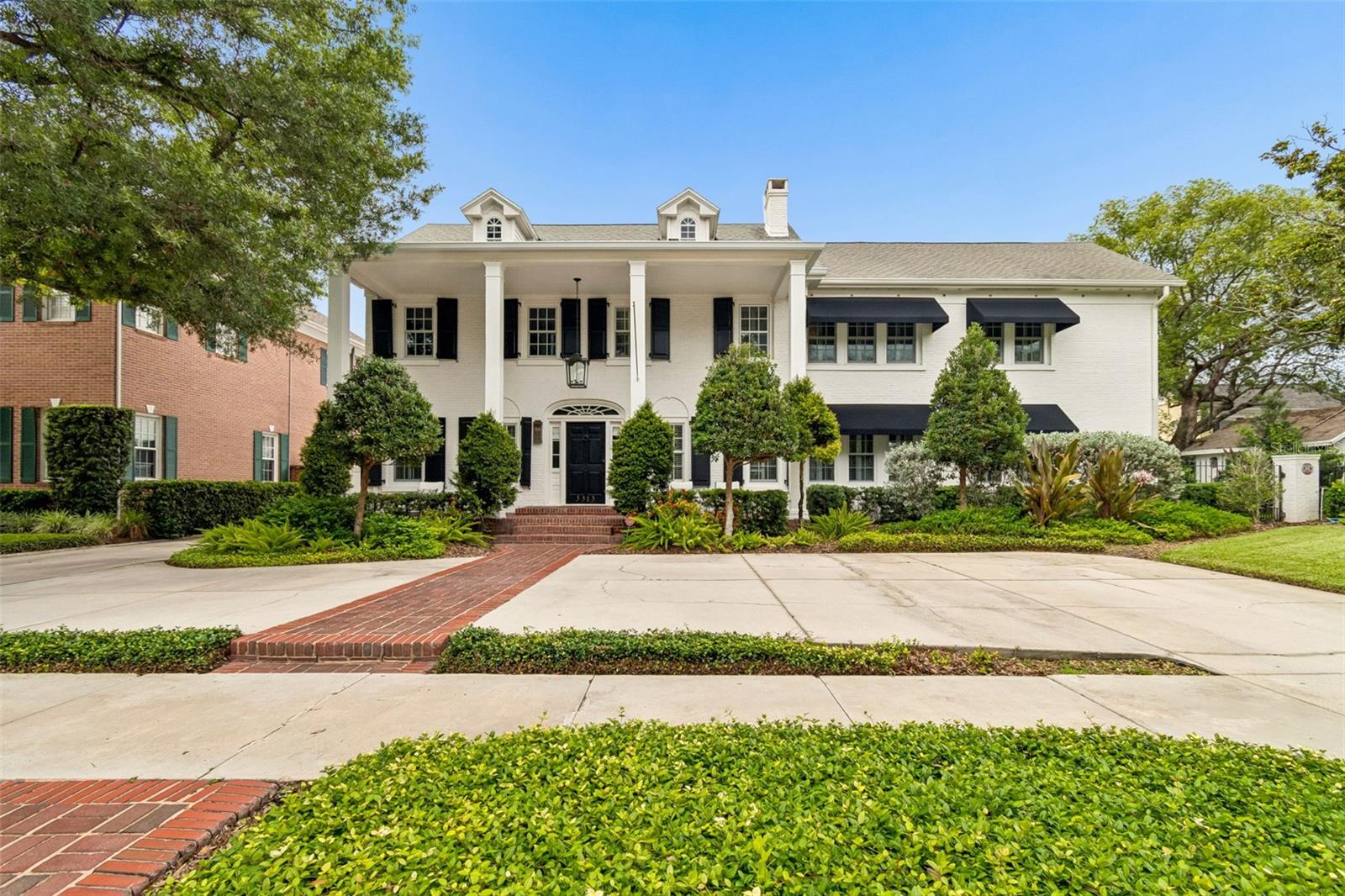 3313 W MULLEN AVE