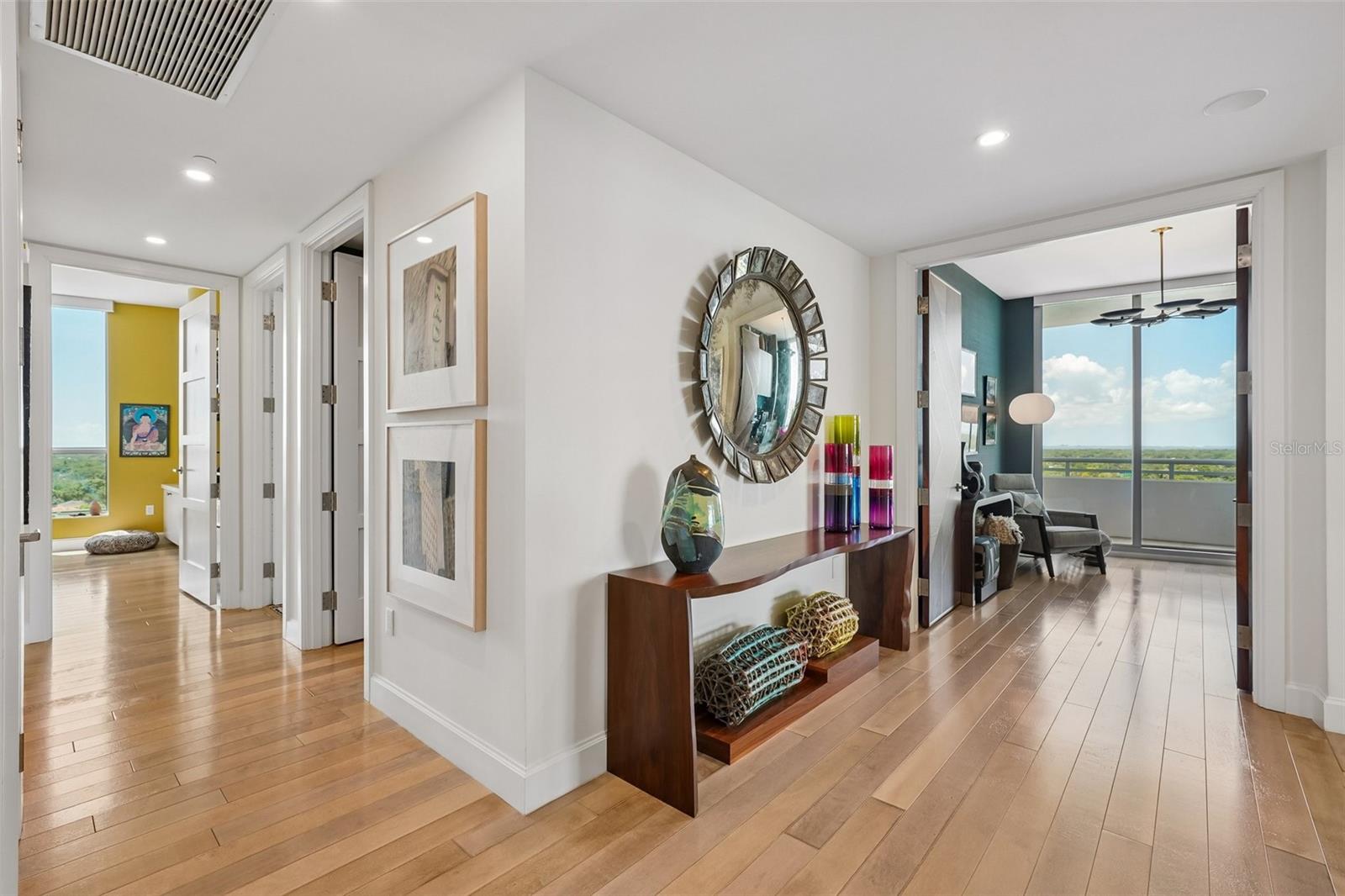 3401 BAYSHORE BLVD #1204