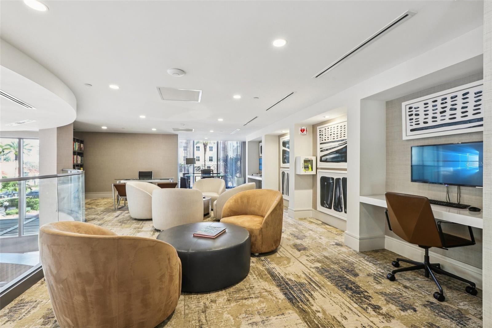 100 1ST AVE N #3806