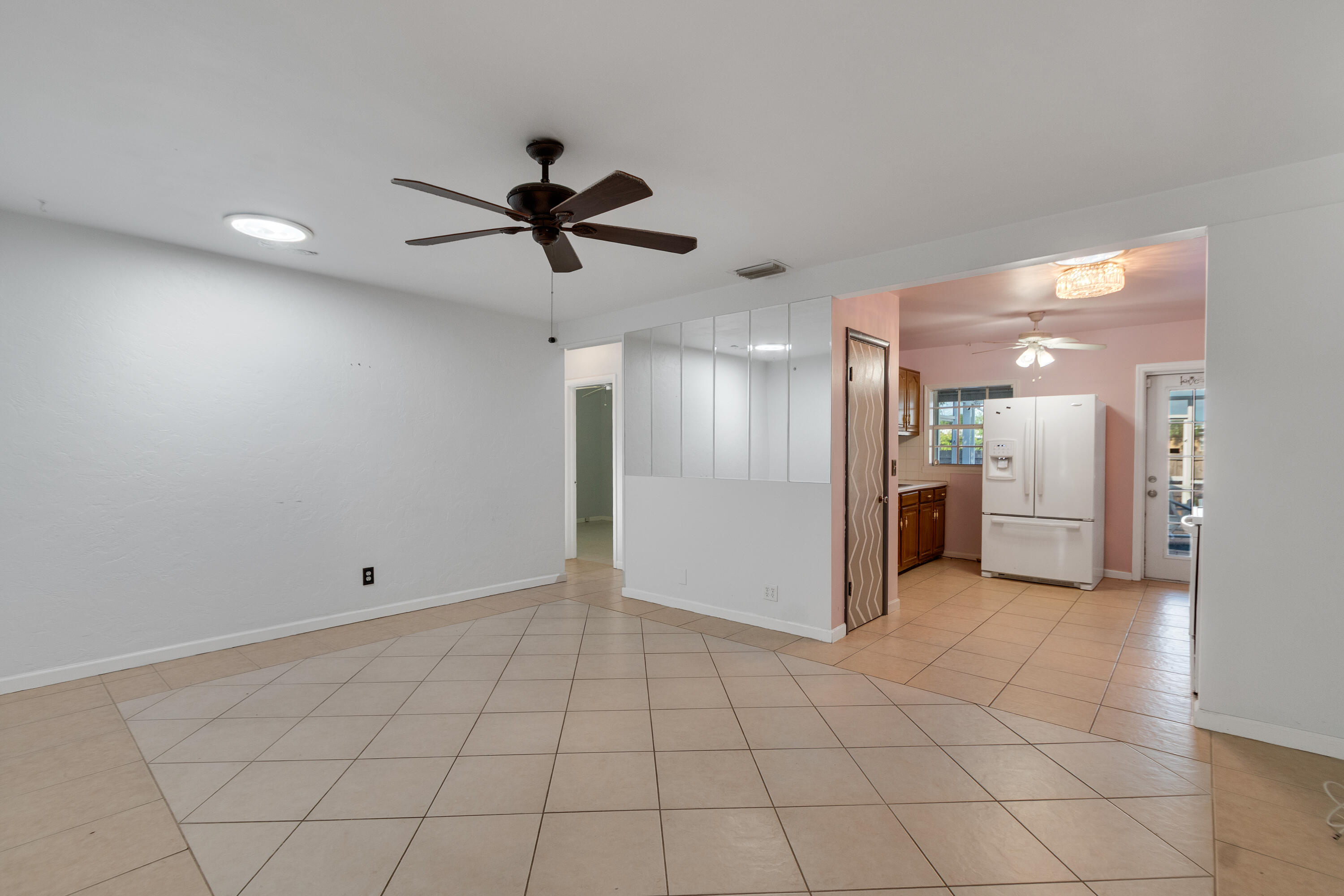 1545 Highland Avenue