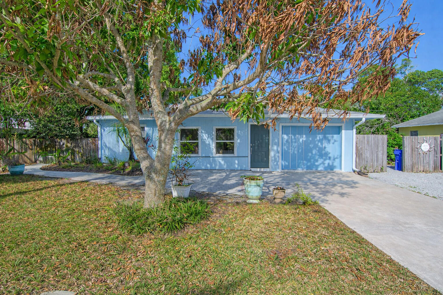 1545 Highland Avenue
