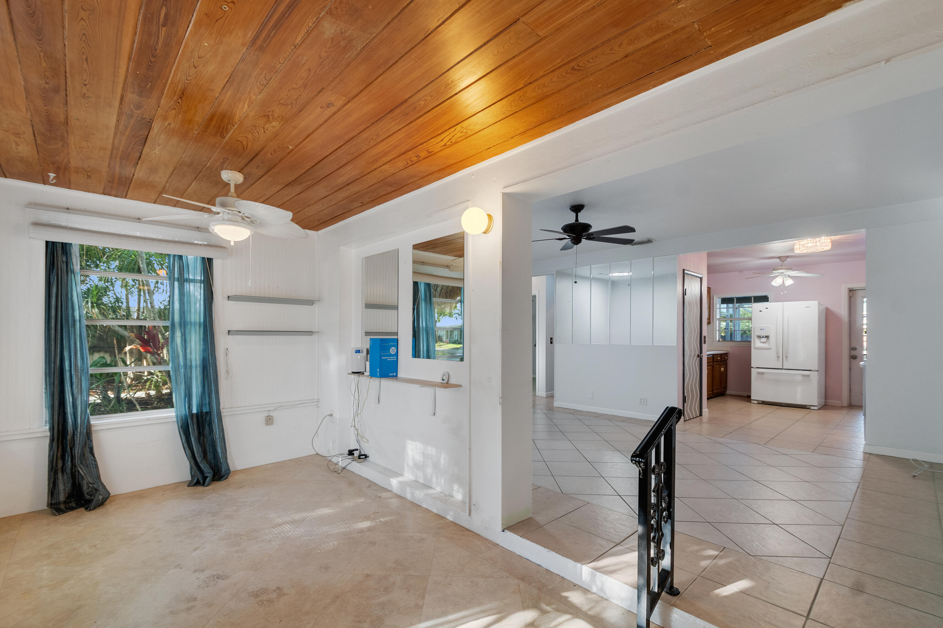 1545 Highland Avenue