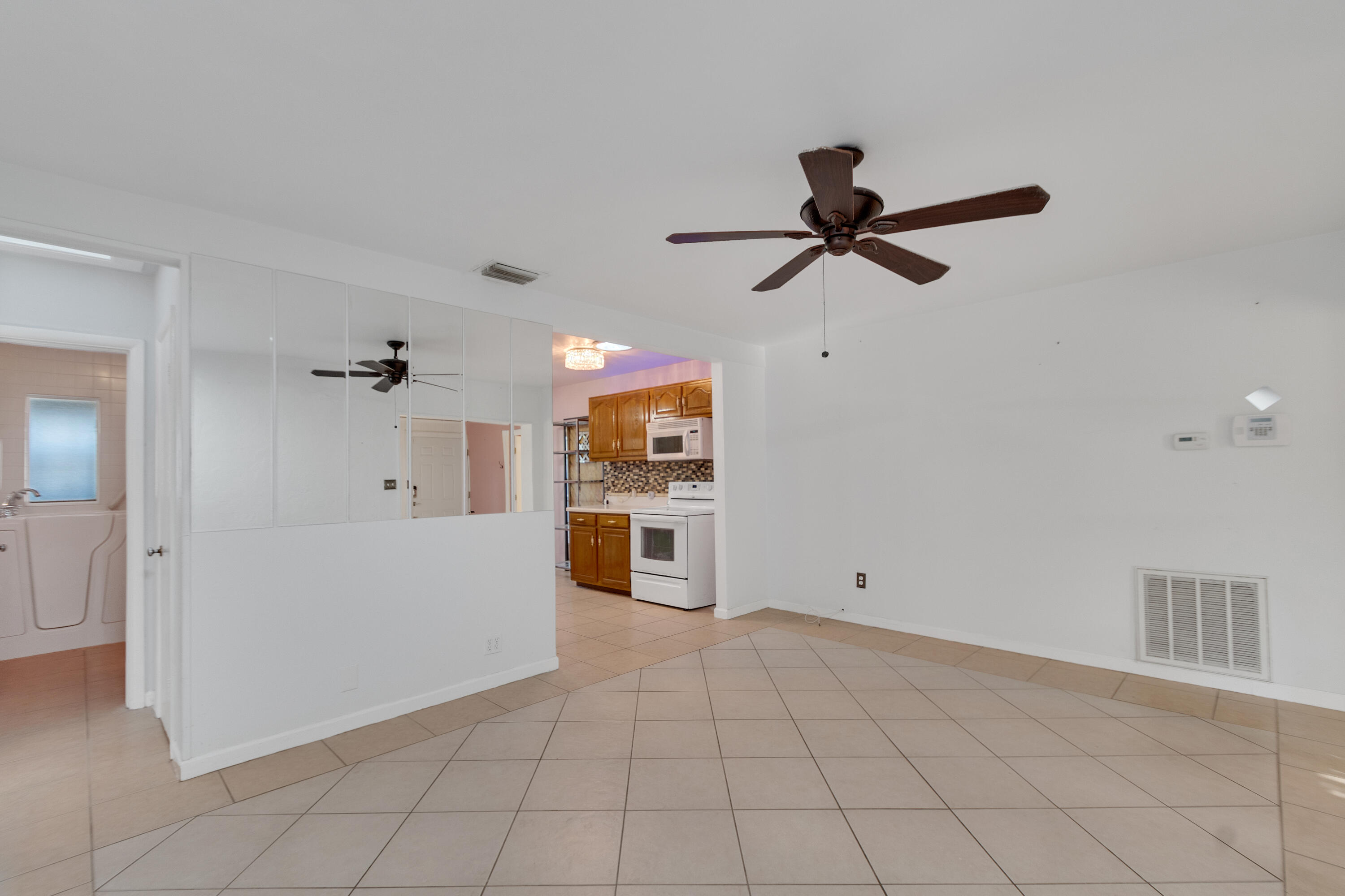 1545 Highland Avenue