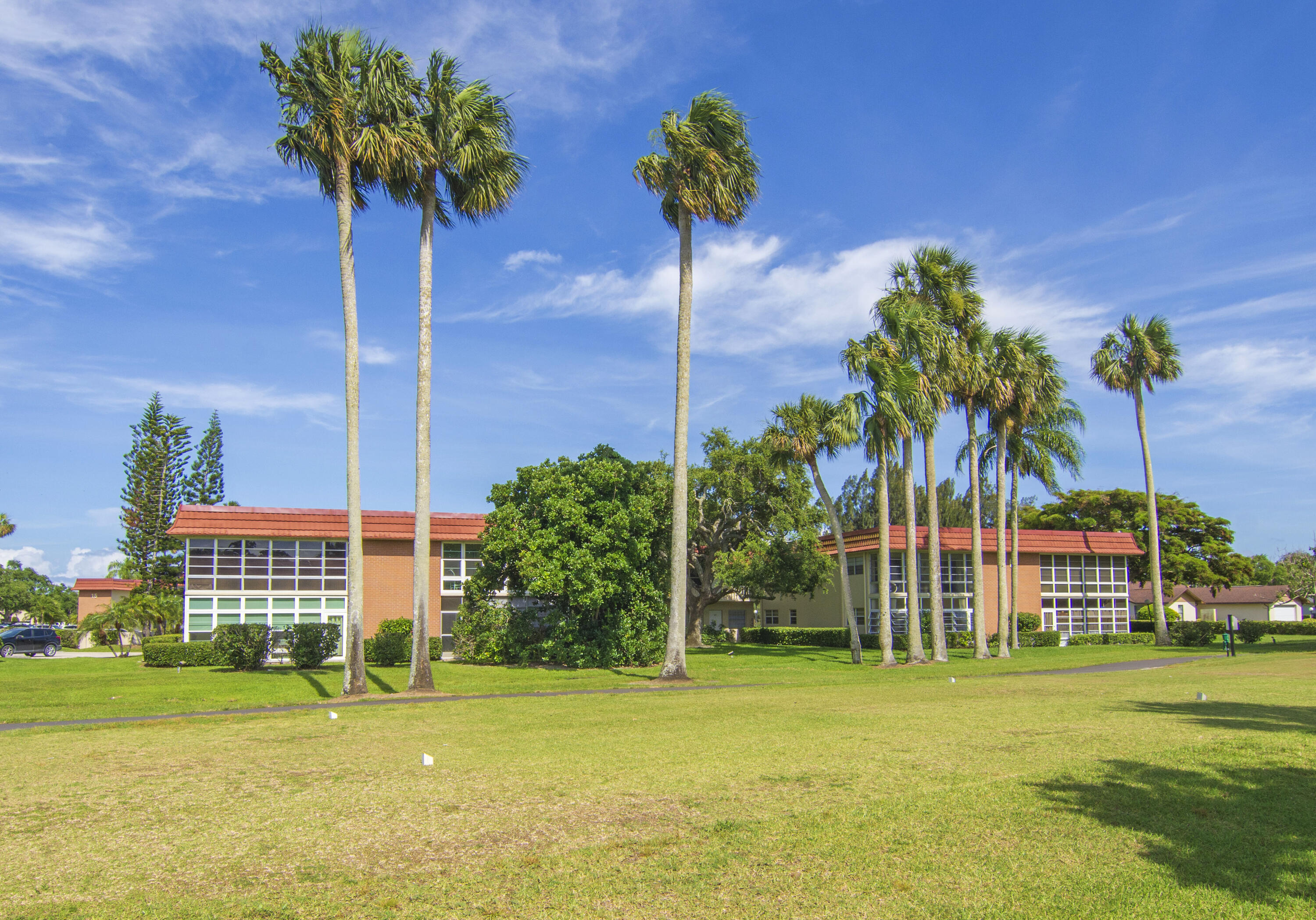 16 Vista Palm Lane 106