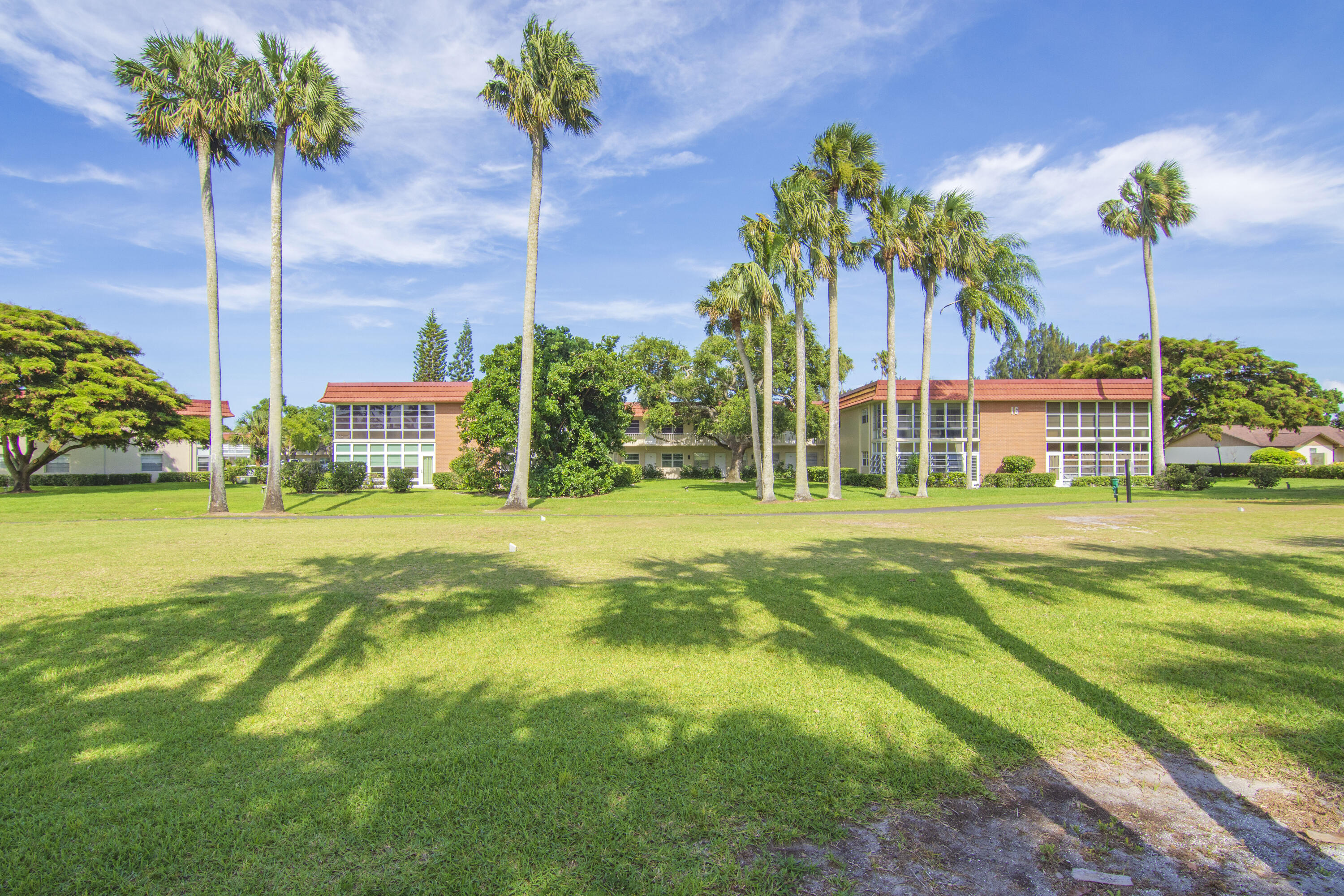 16 Vista Palm Lane 106