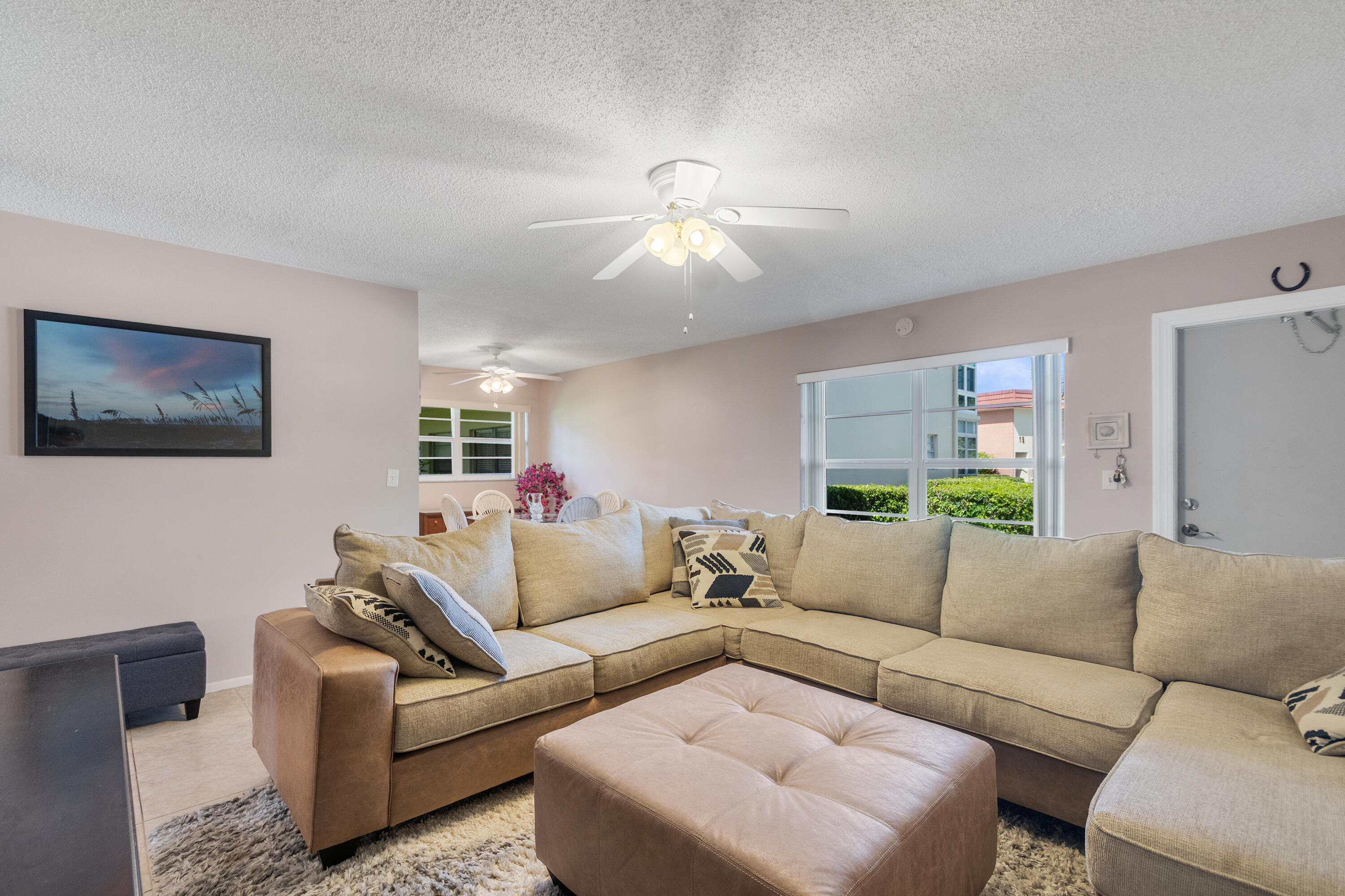 16 Vista Palm Lane 106