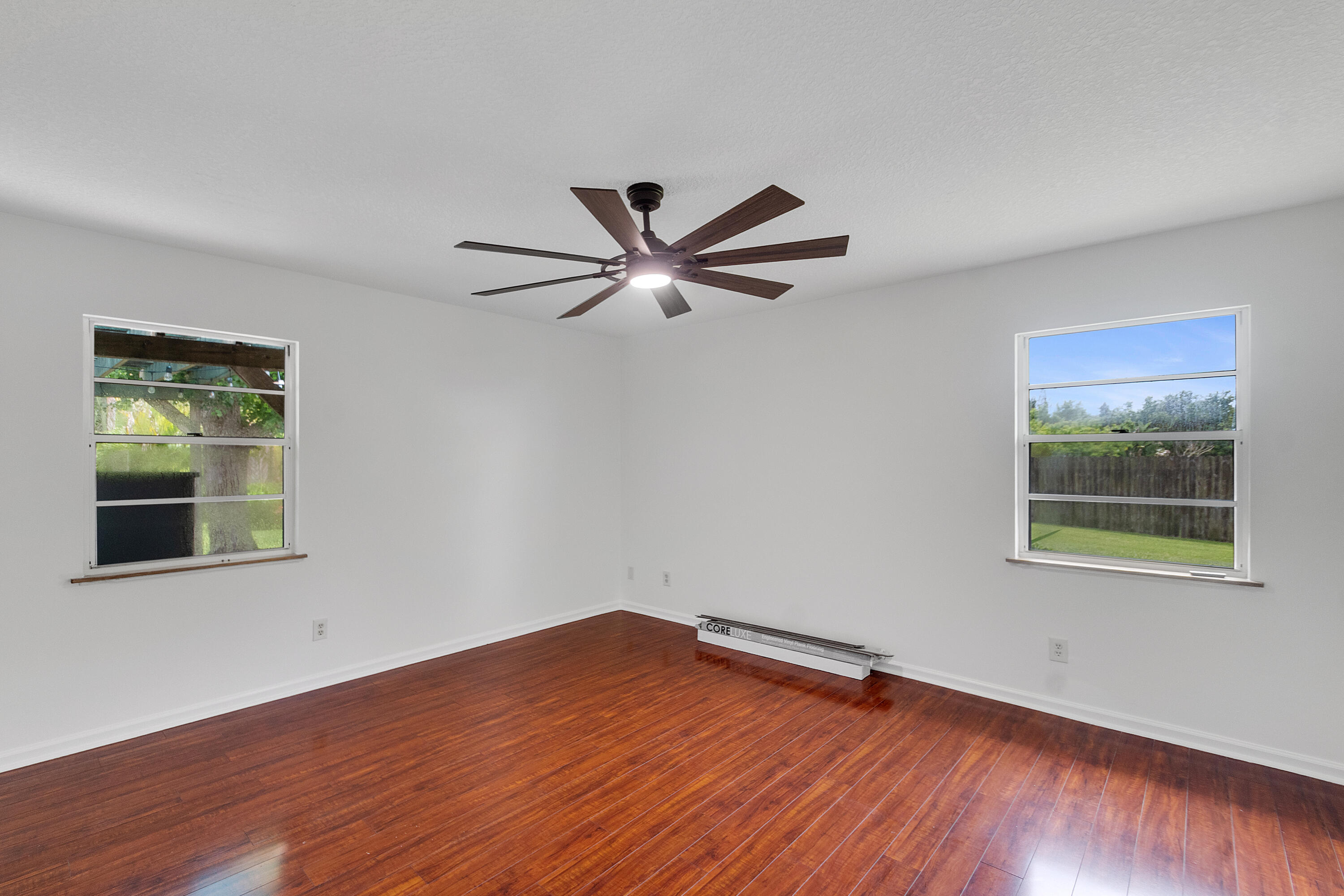 320 W FOREST Trail