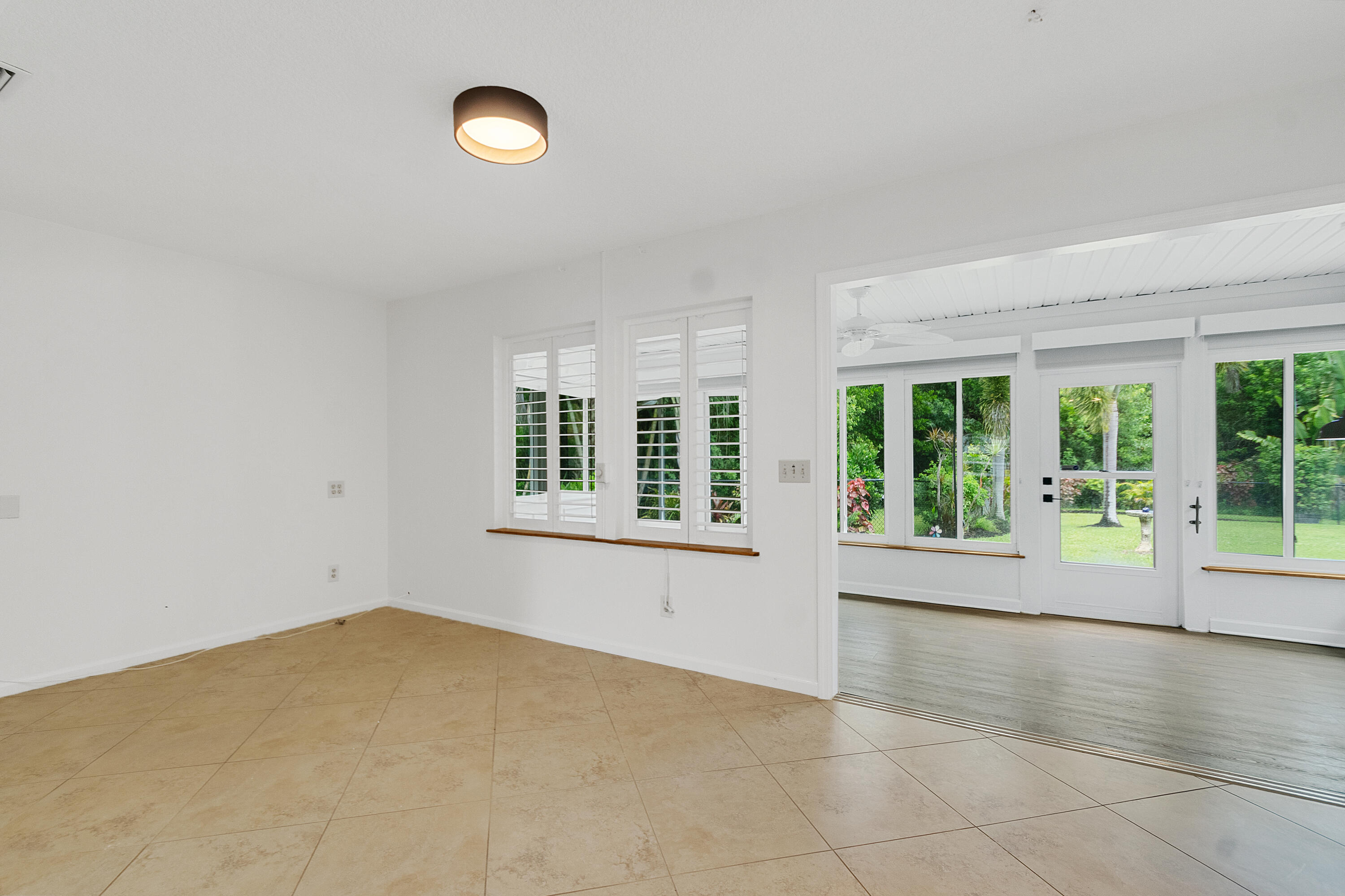320 W FOREST Trail