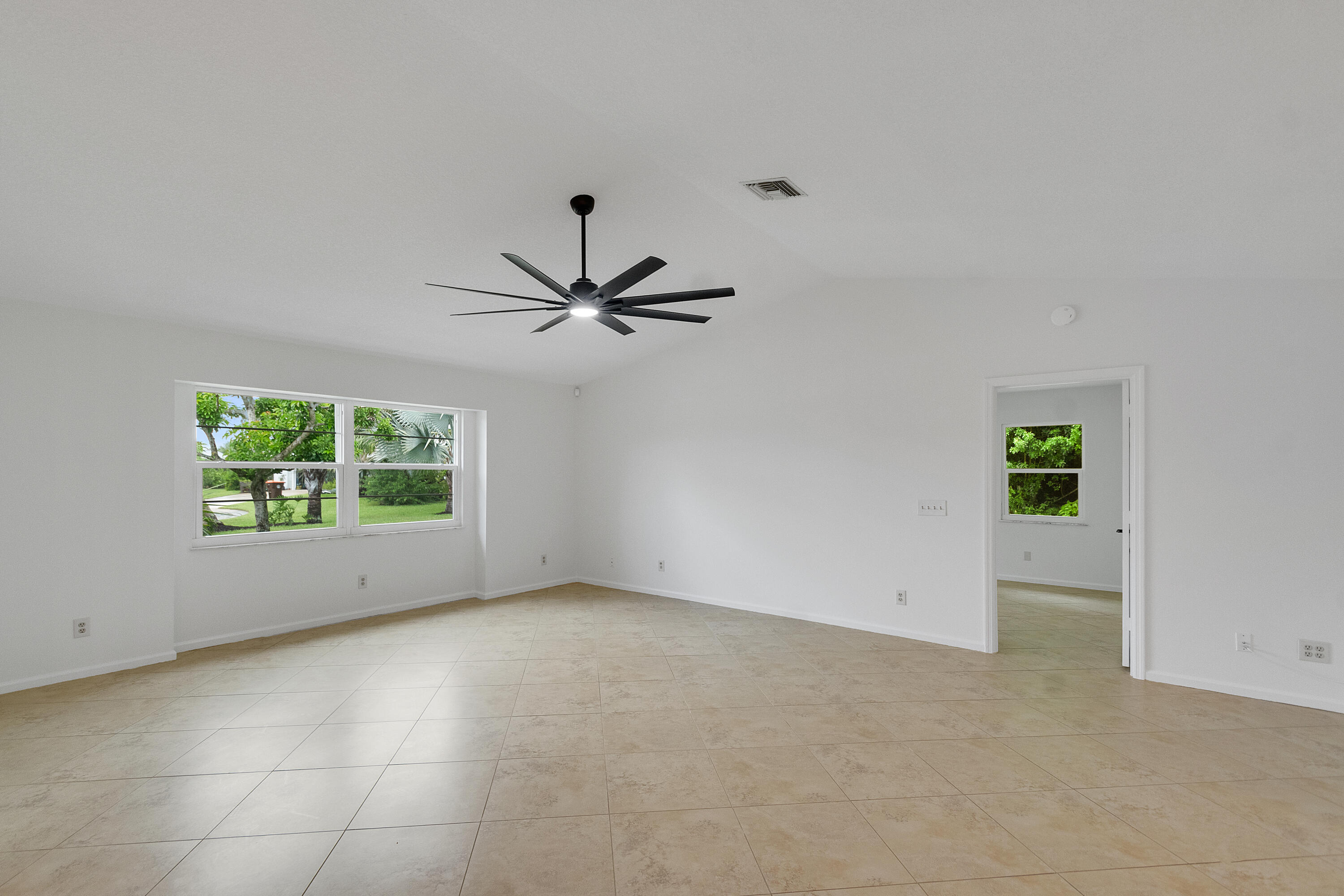 320 W FOREST Trail