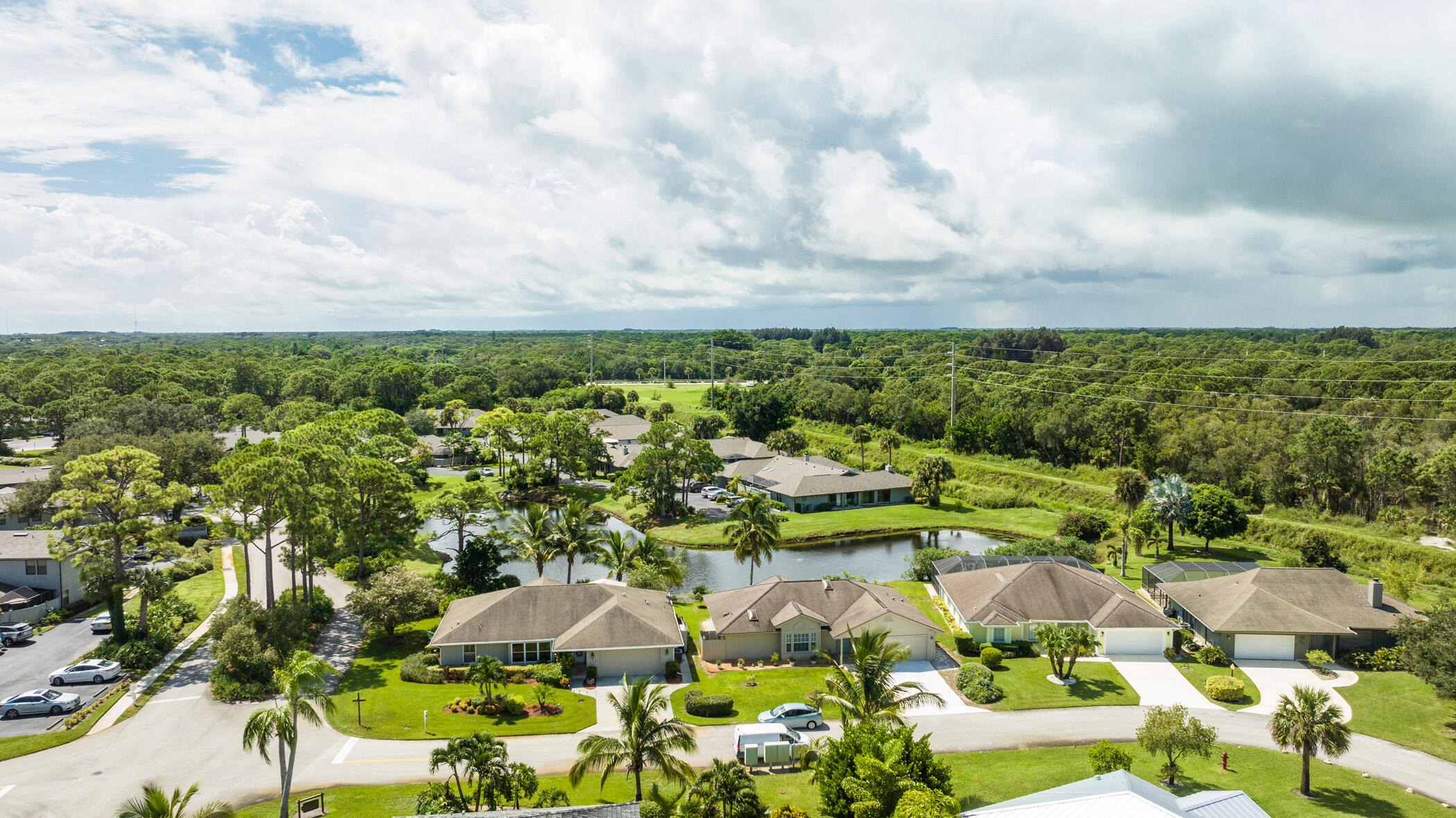 795 SW Fox Run