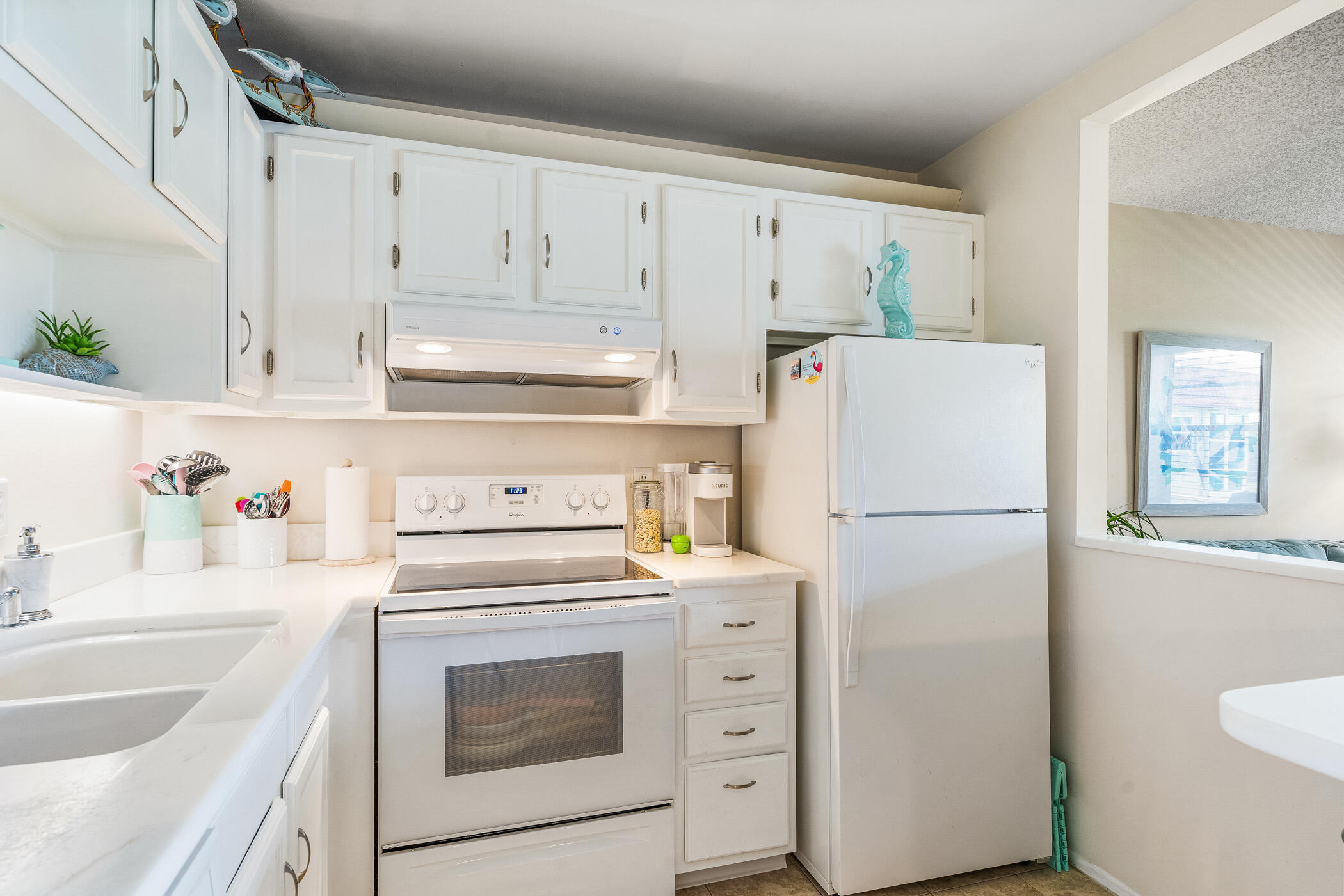 72 Royal Oak Court 204