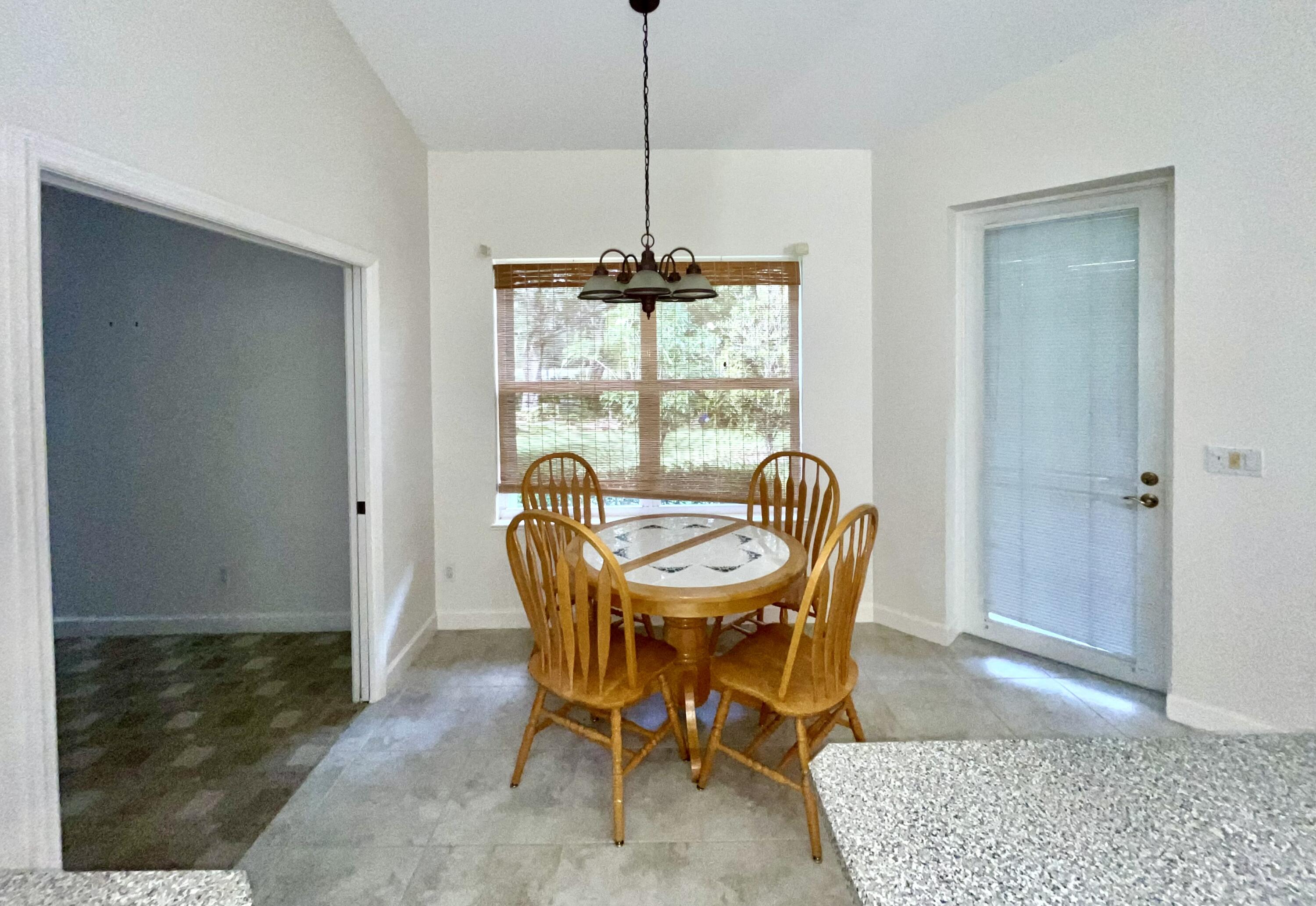 850 41st Court