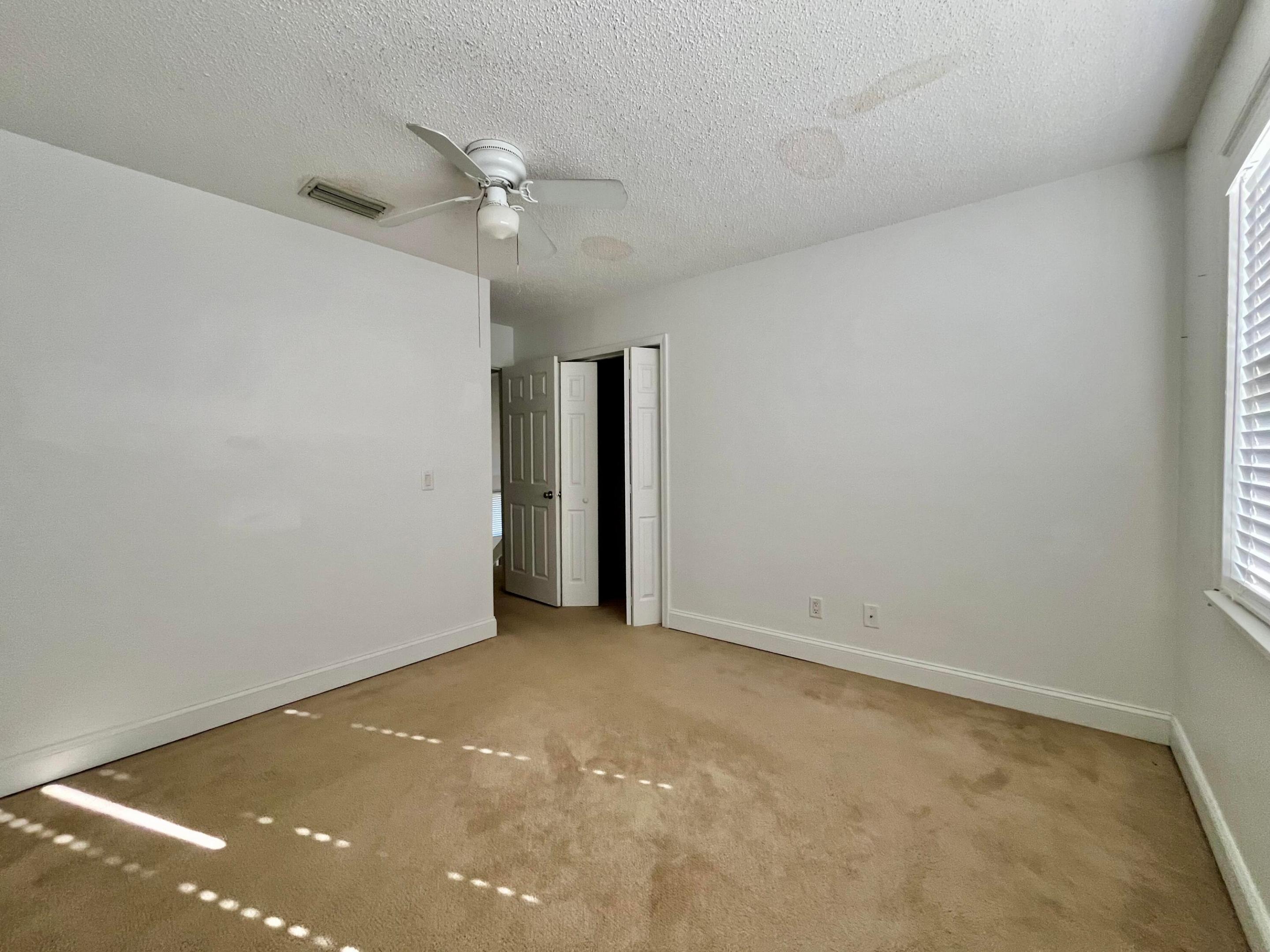 2010 Vero South Circle SW 3